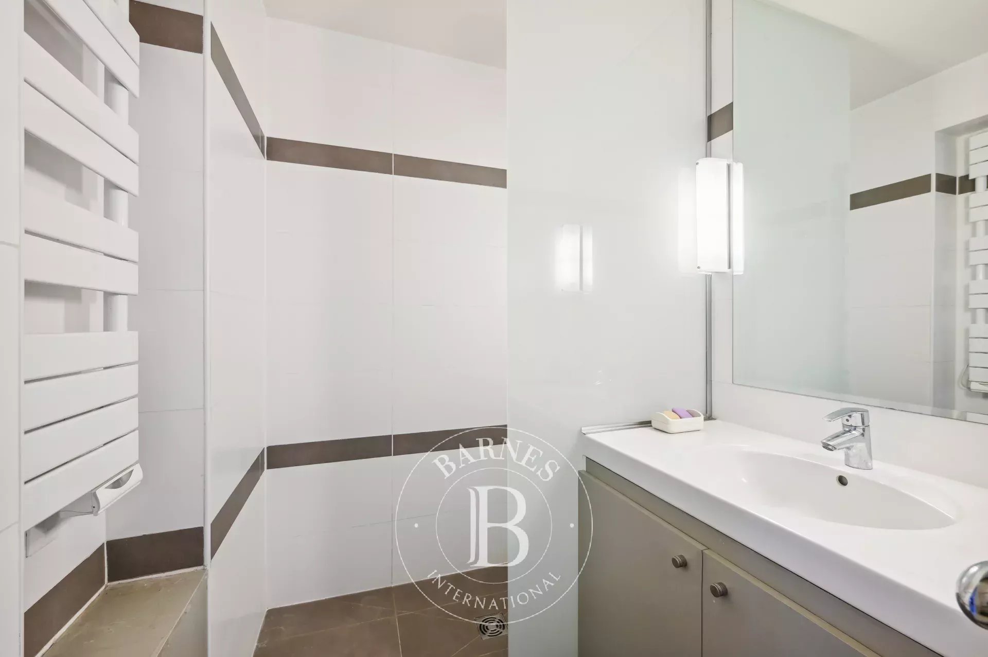 Daire Paris 7ème - picture 10