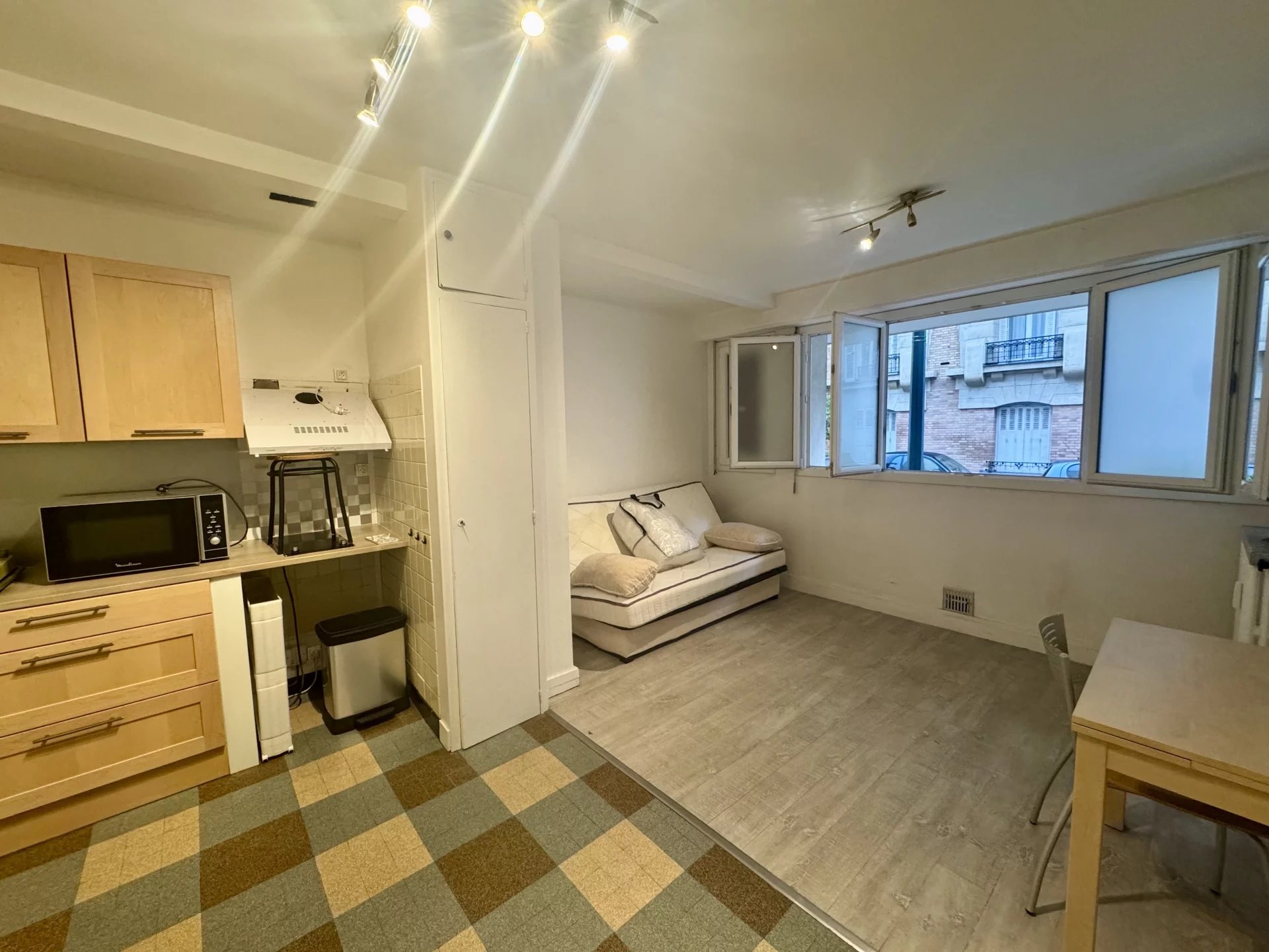 94160 Saint Mandé - Location meublé studio - Image 1