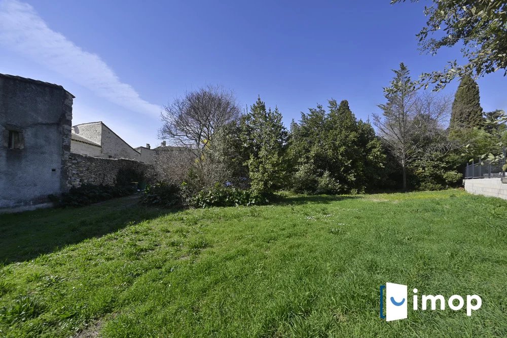 Charming 8-Room House in Historical Congénies