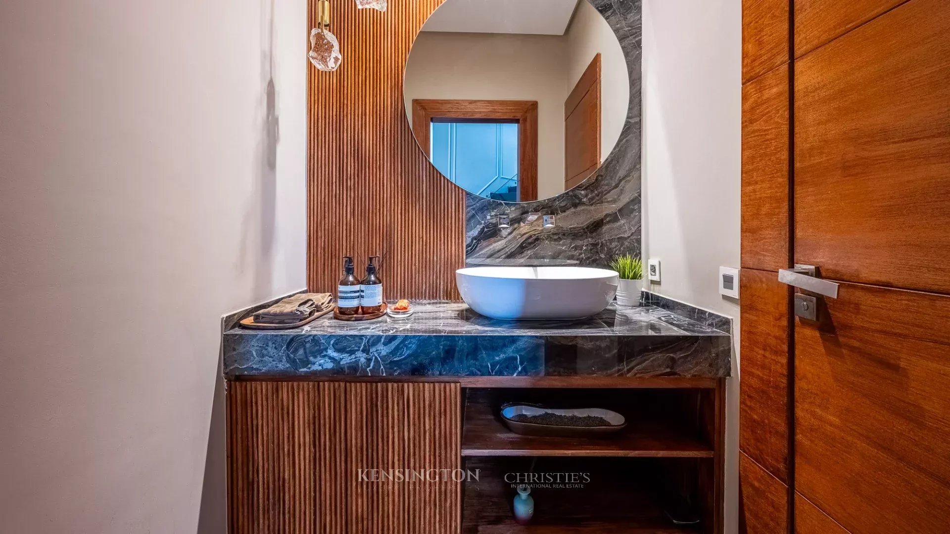 4 Bedroom Villa/Townhouse's Image 17