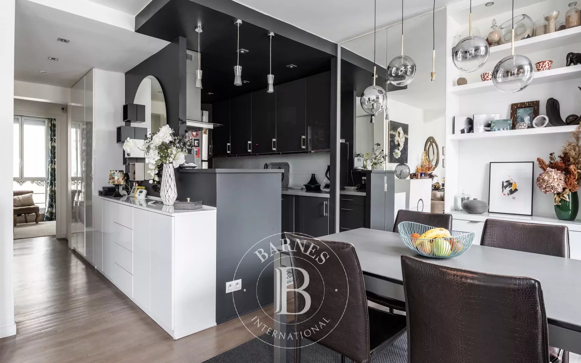 Daire Paris 9ème - picture 7