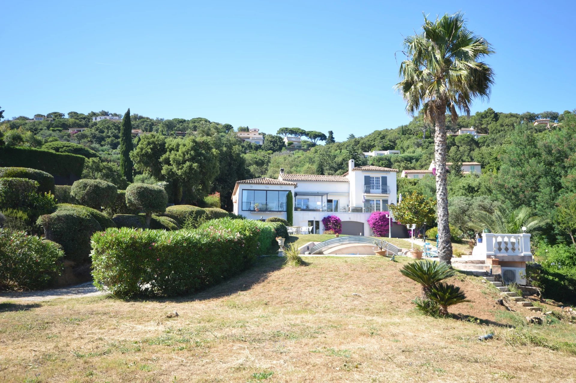 Grimaud  propriété vue mer et parc