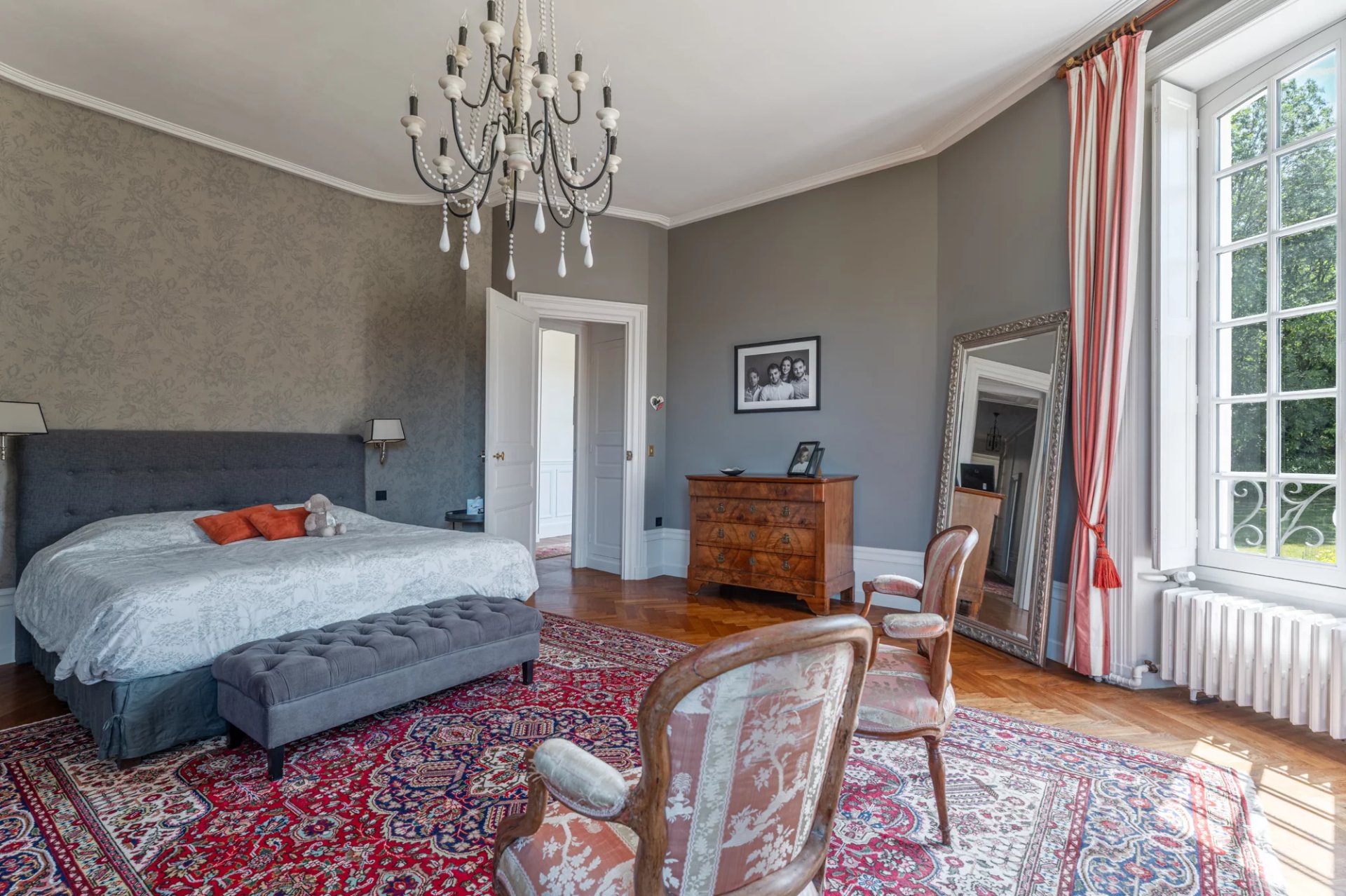 16 Bedroom Chateau's Image 20