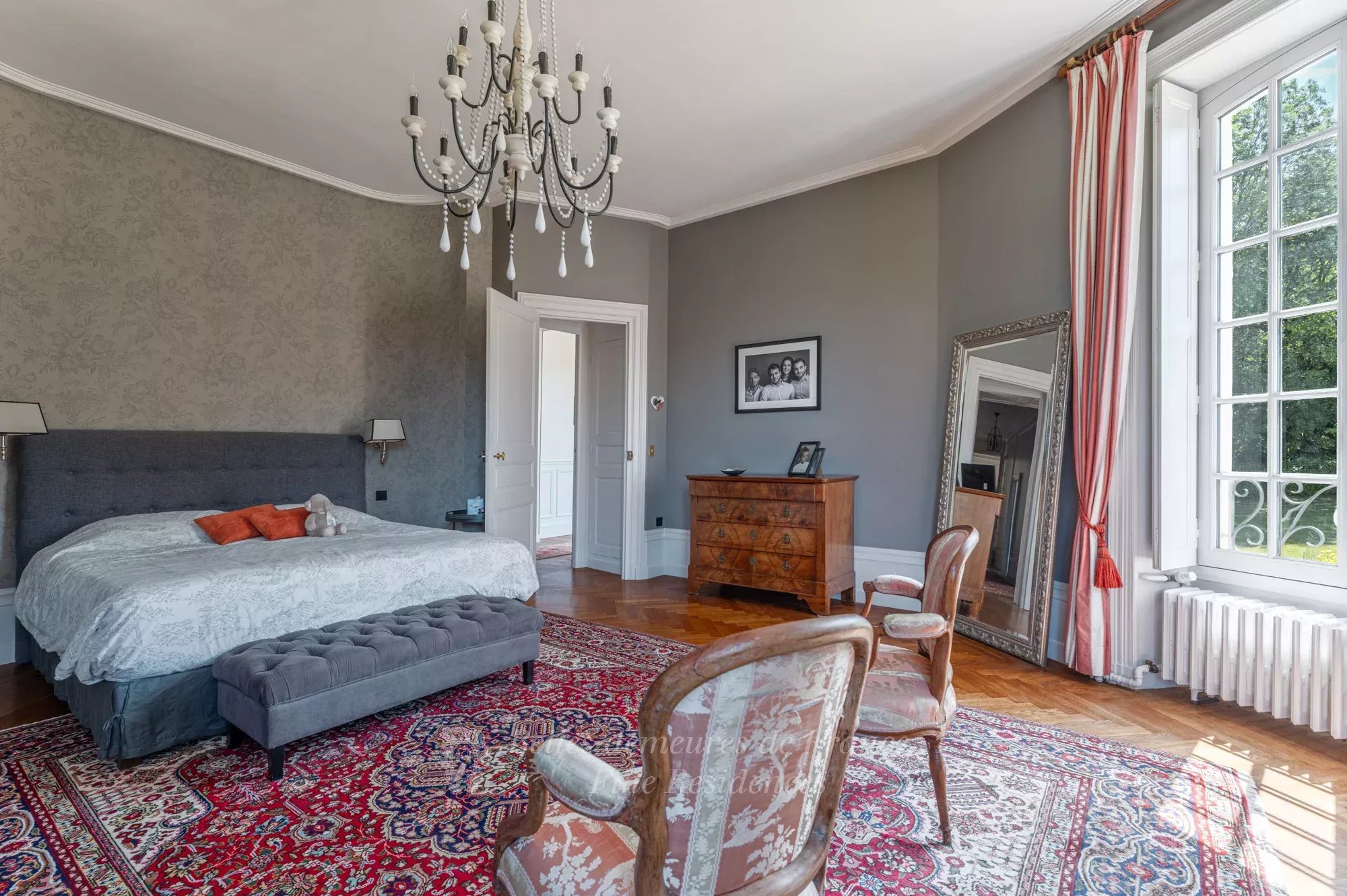 Sale Castle Poitiers