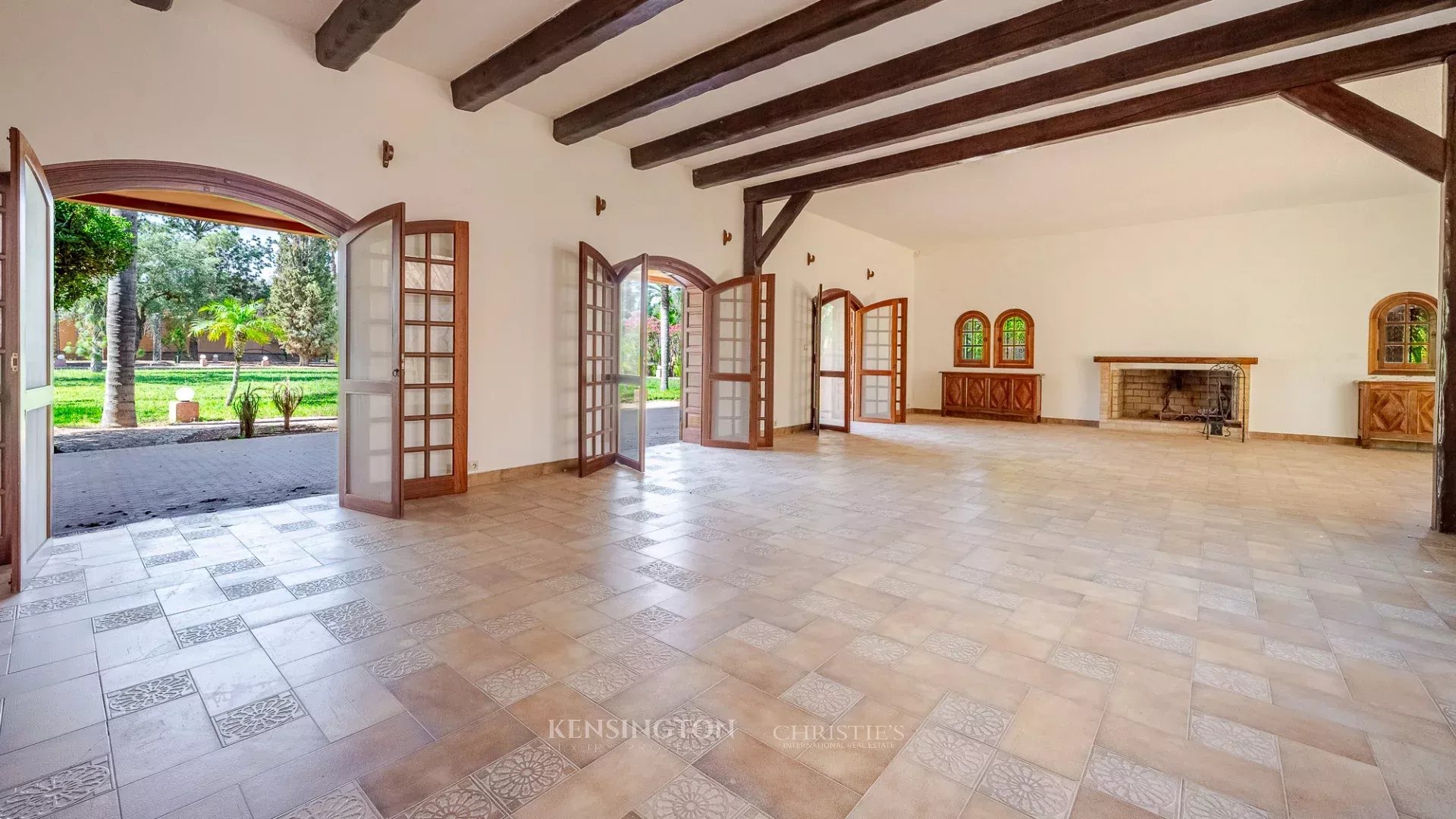 4 Bedroom Villa/Townhouse's Image 11