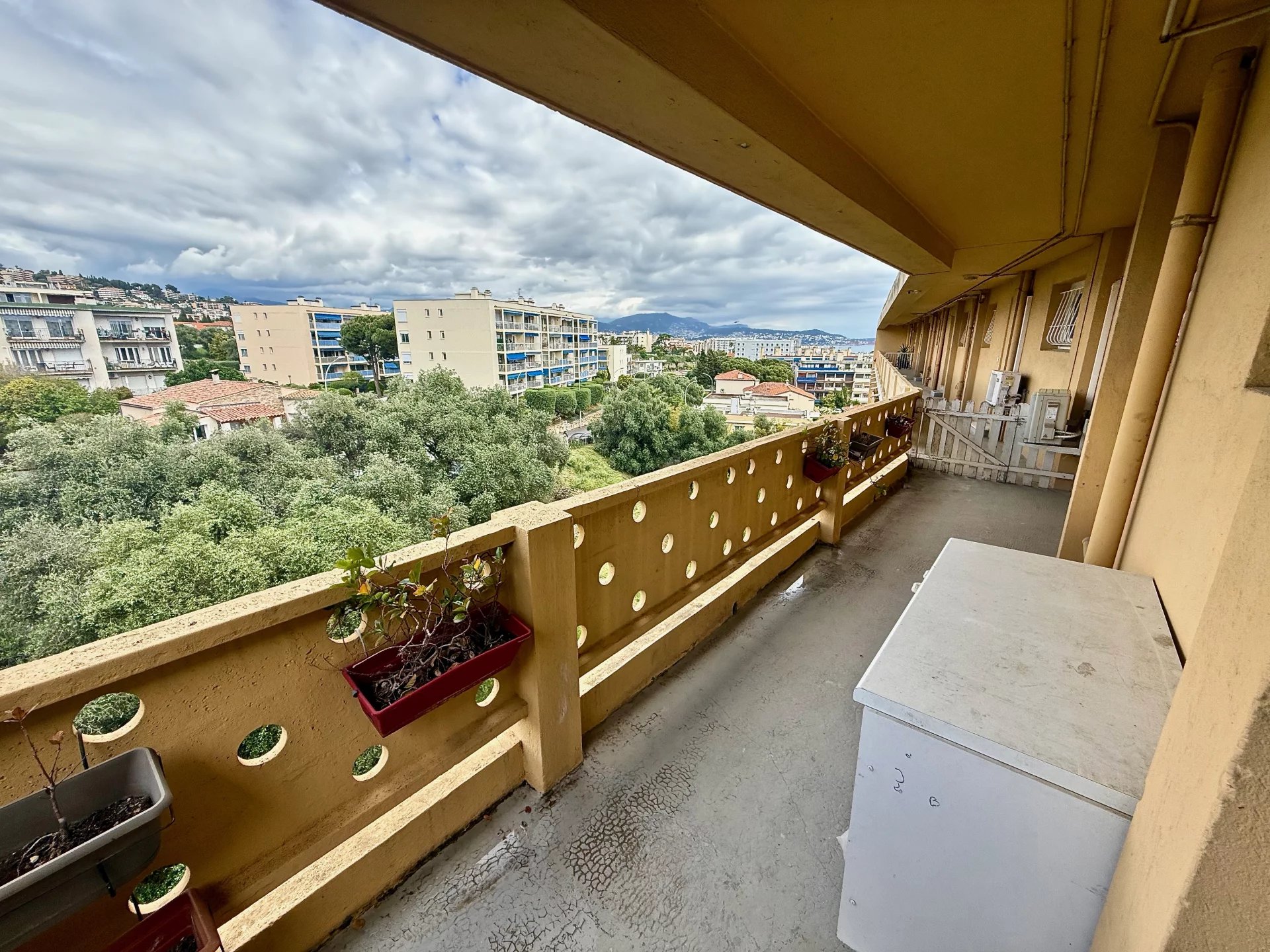 Agence immobilière de CABINET Reynier