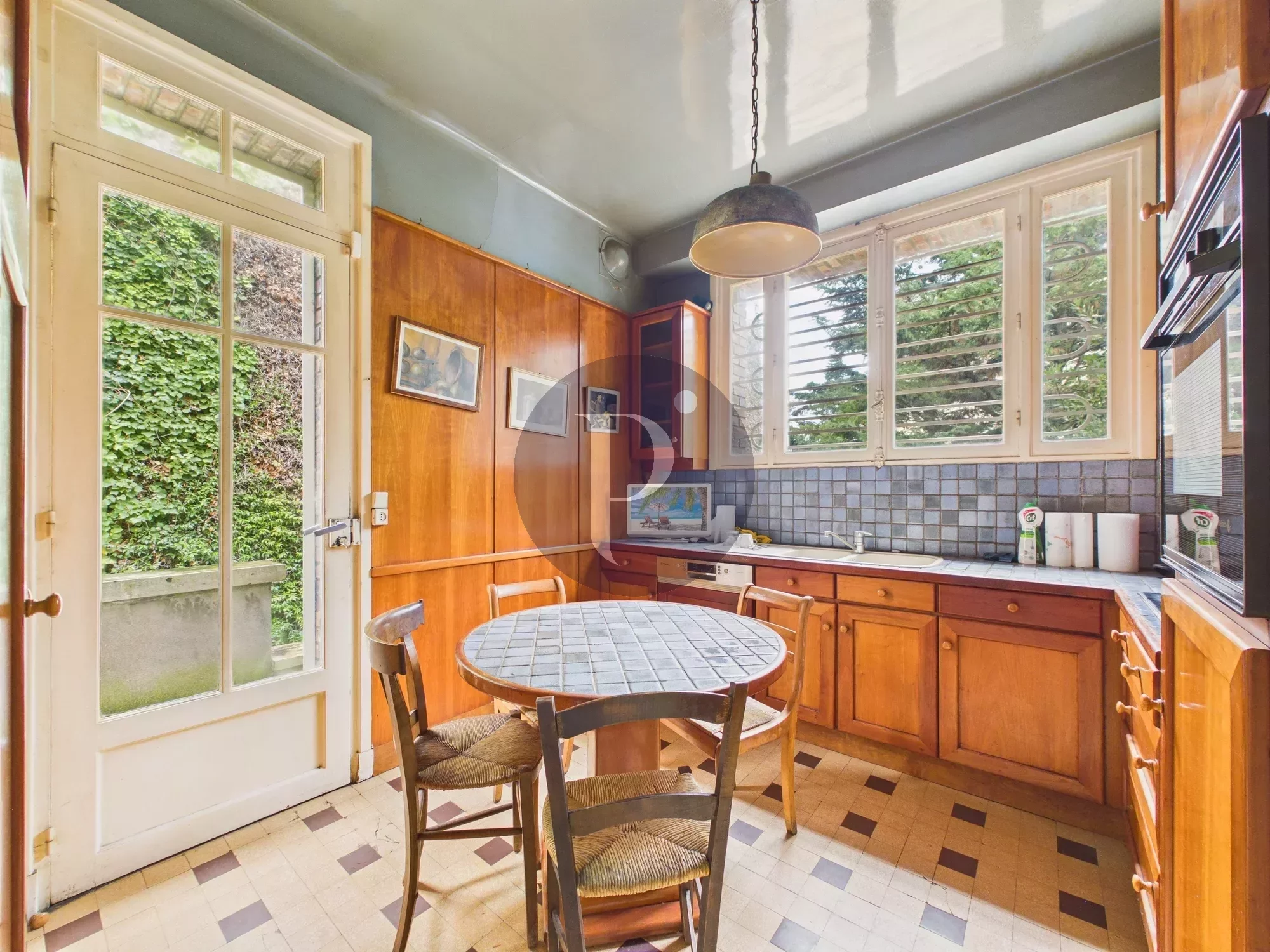 vente-maison-7-pieces-sceaux-86787621