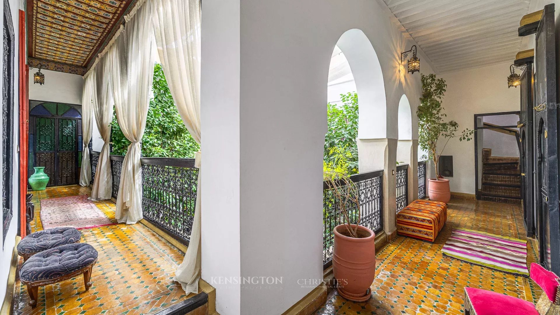 6 Bedroom Villa/Townhouse's Image 10
