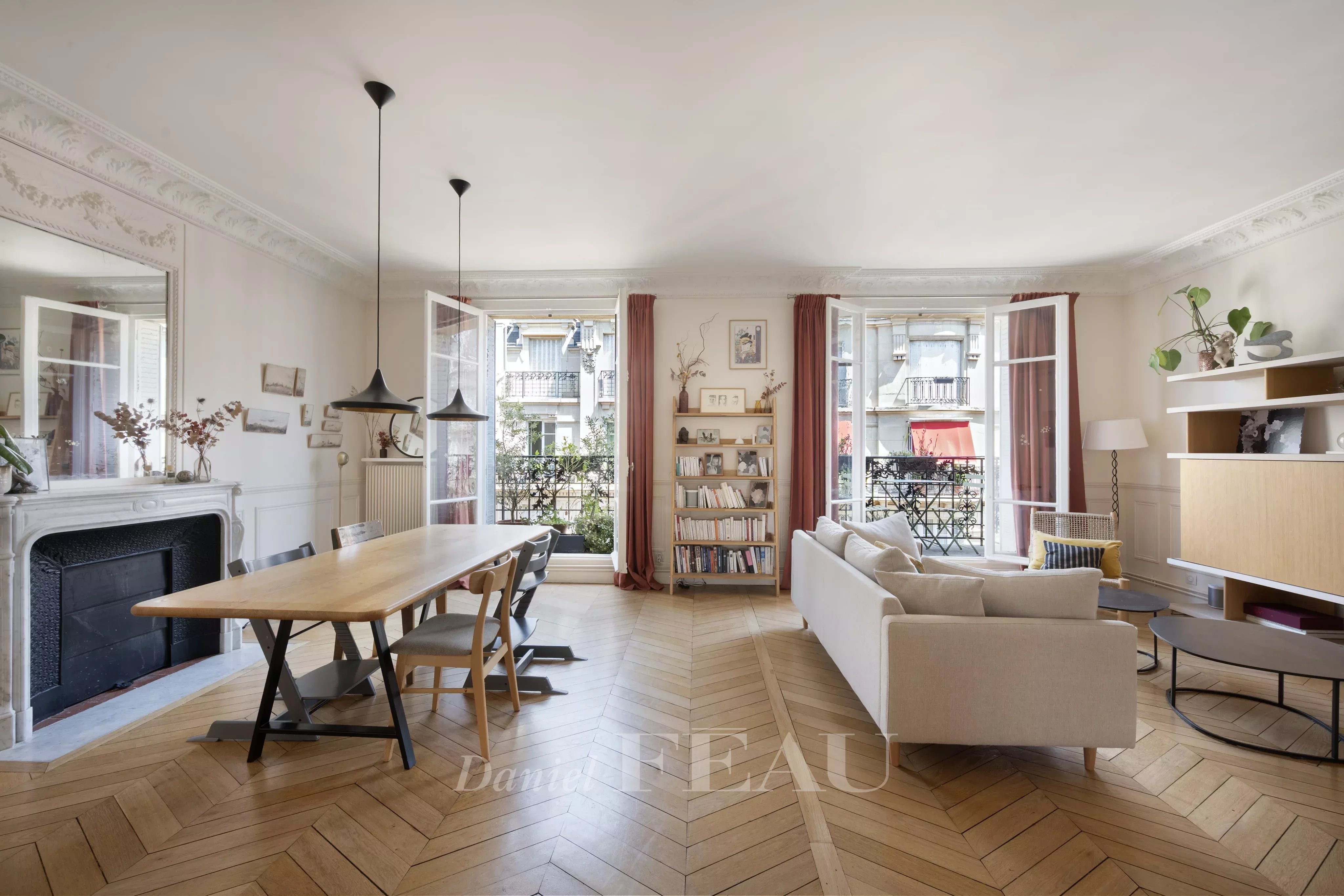 Sale Apartment Paris 7th