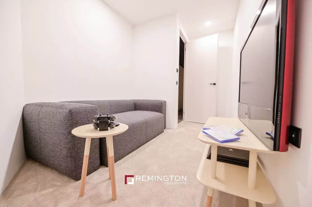 5 Bedroom Villa/Townhouse's Image 41