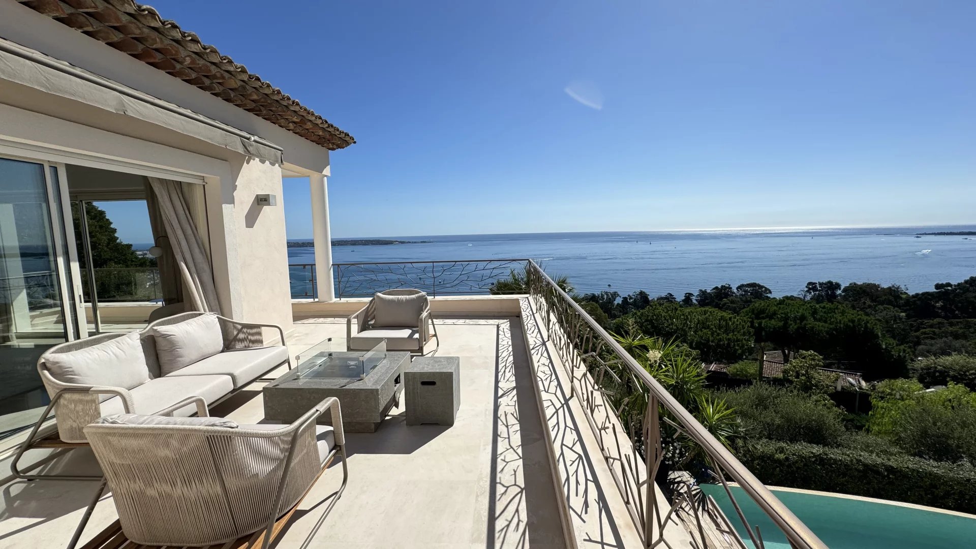 SPLENDIDE VILLA SUPER CANNES