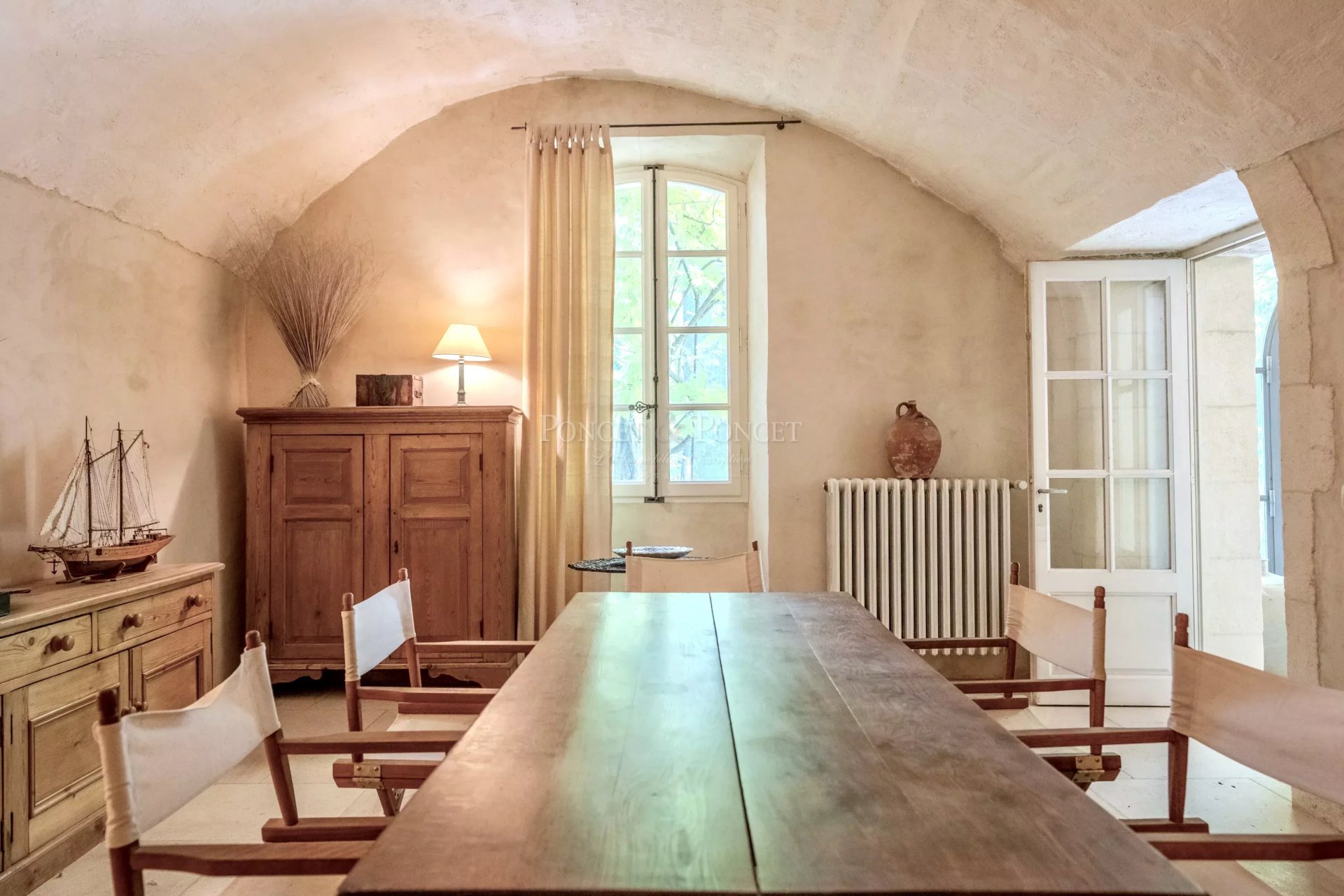 5 Bedroom Villa/Townhouse's Image 8