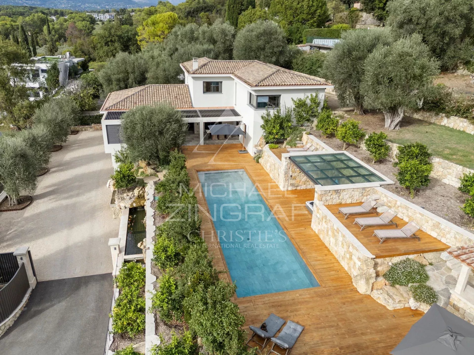 4 Bedroom Villa/Townhouse's Image 14