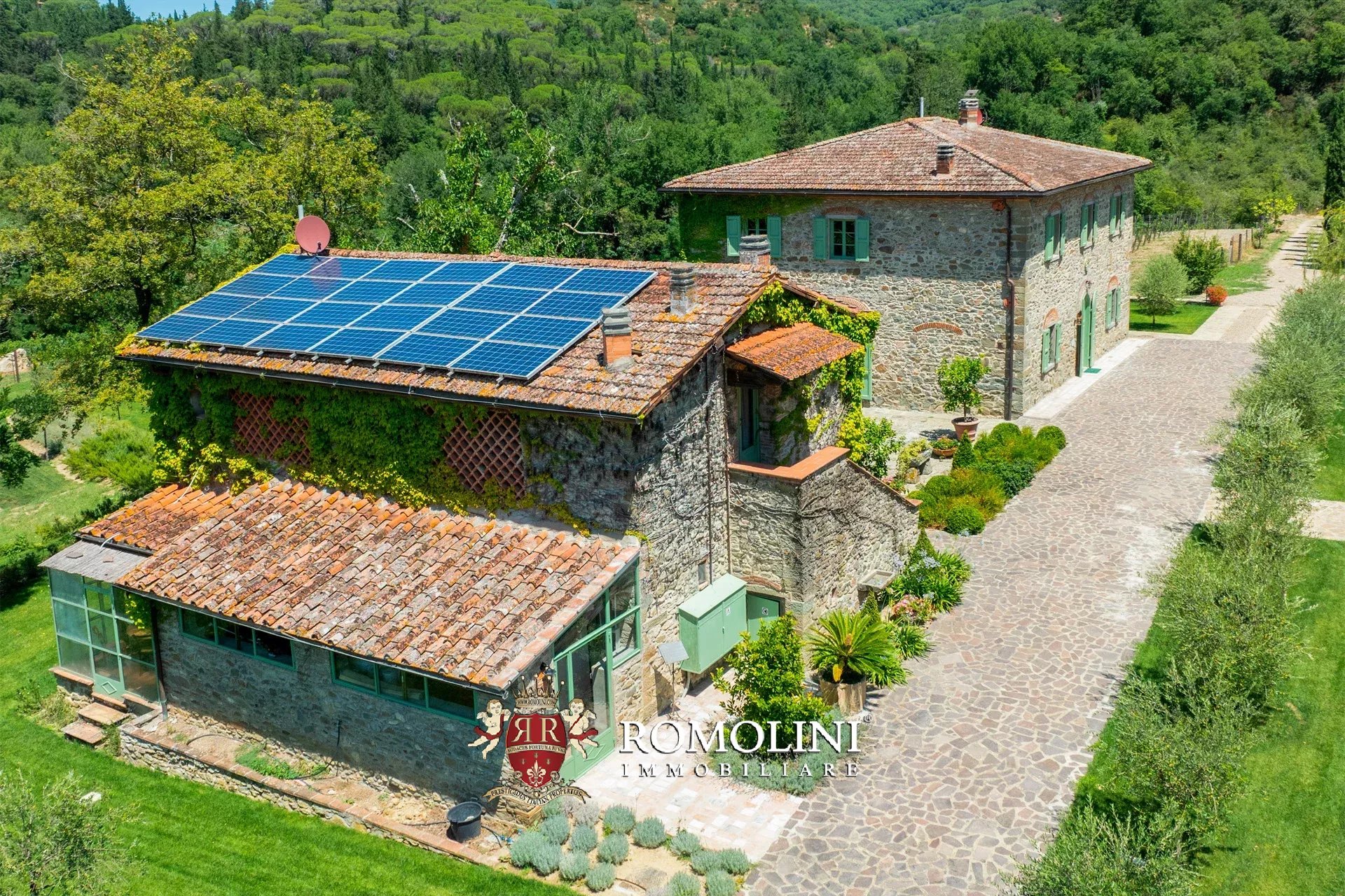 7 Bedroom Vineyard's Image 16