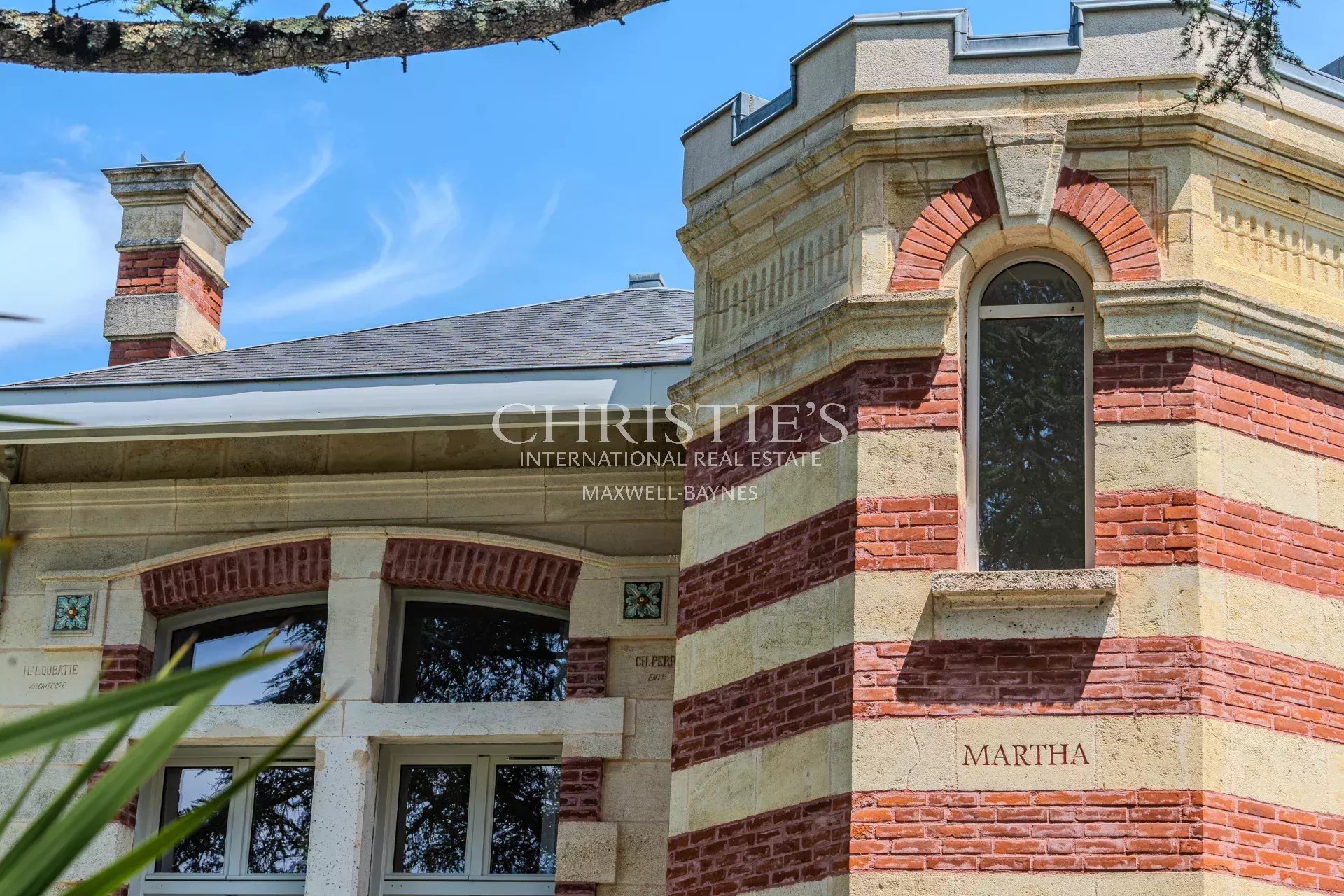 5 Bedroom Villa/Townhouse's Image 22