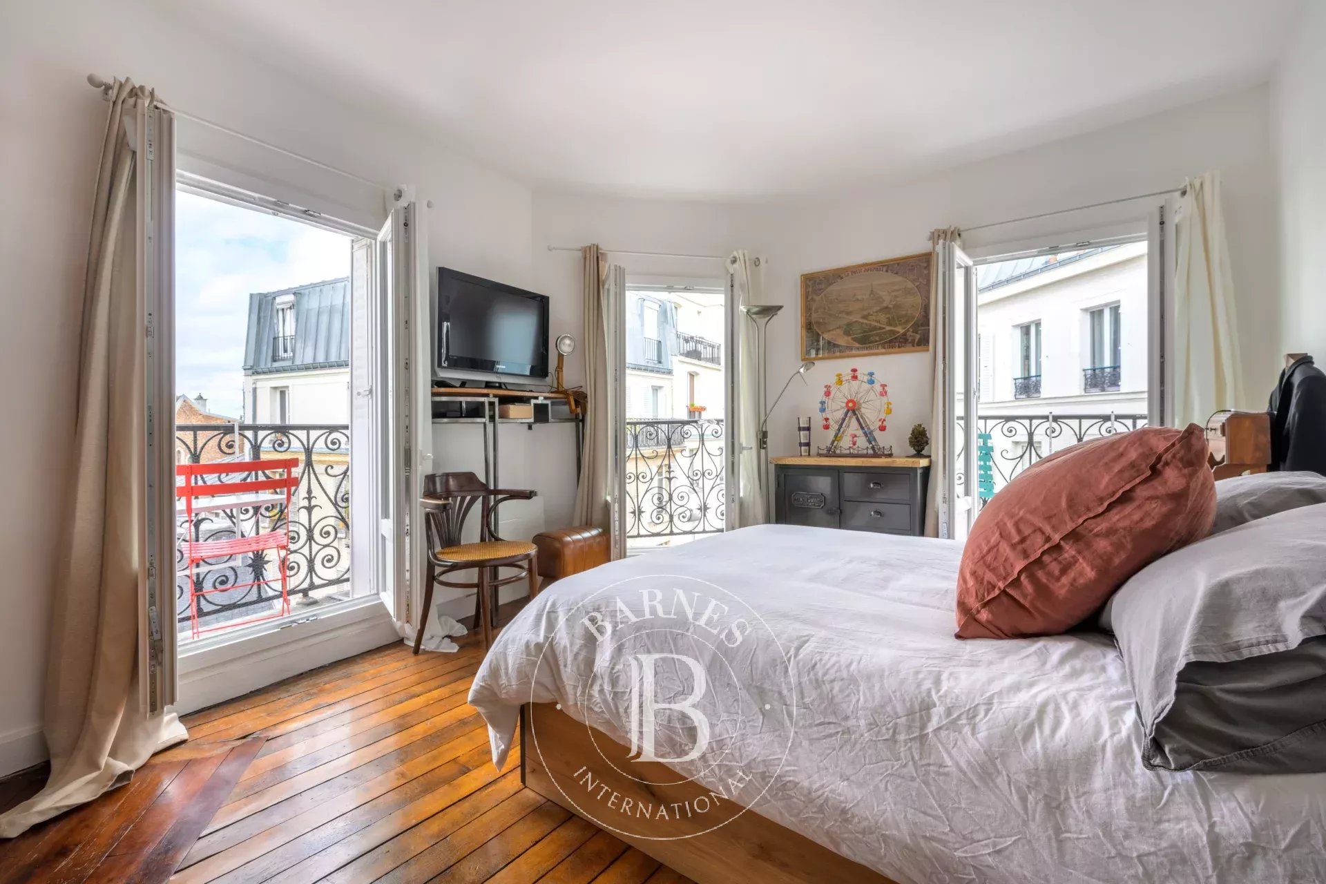 Daire Paris 18ème - picture 6