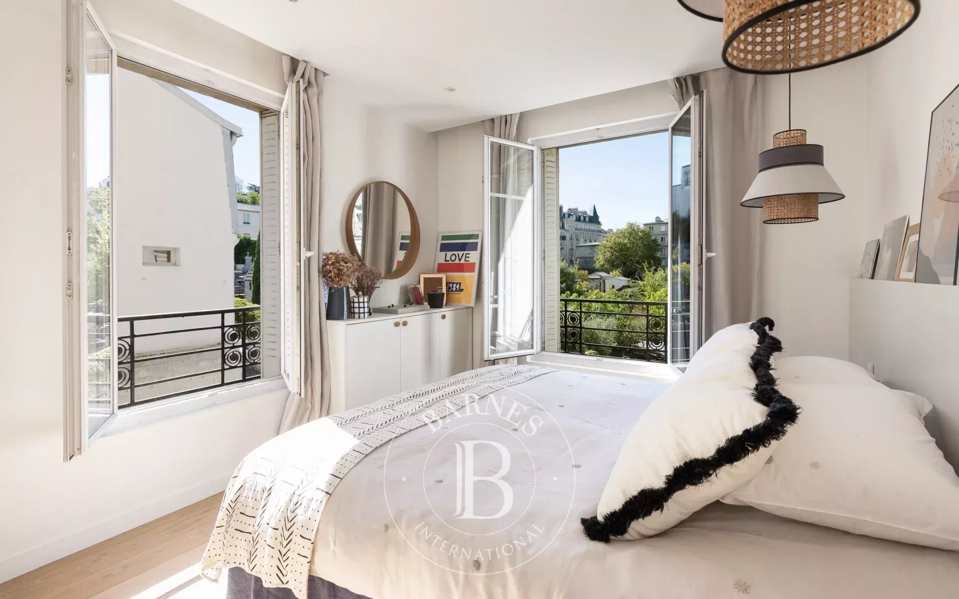 Daire Paris 18ème - picture 13