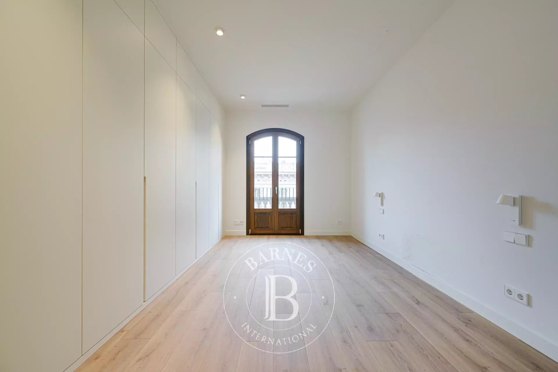 Penthouse Barcelona - picture 27