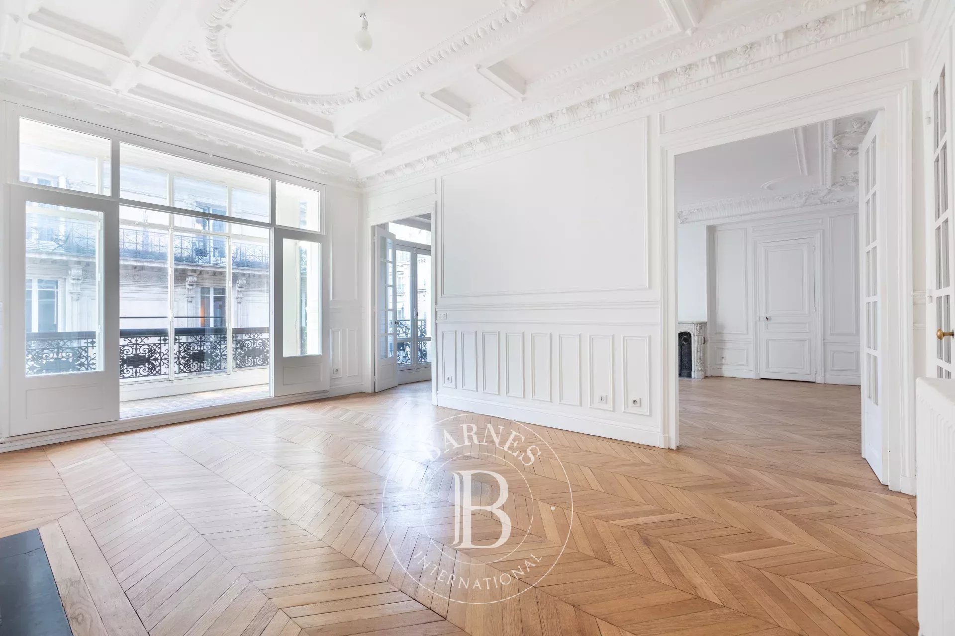 Daire Paris 8ème - picture 6