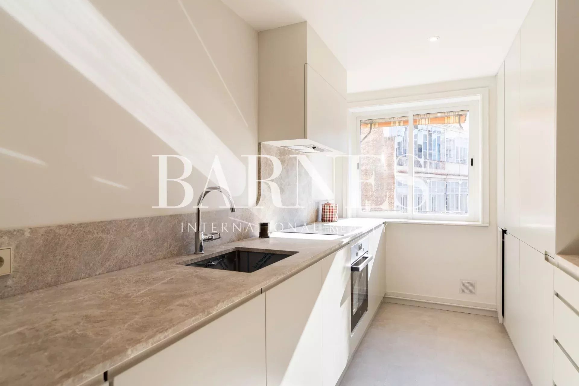 Daire Madrid - picture 8