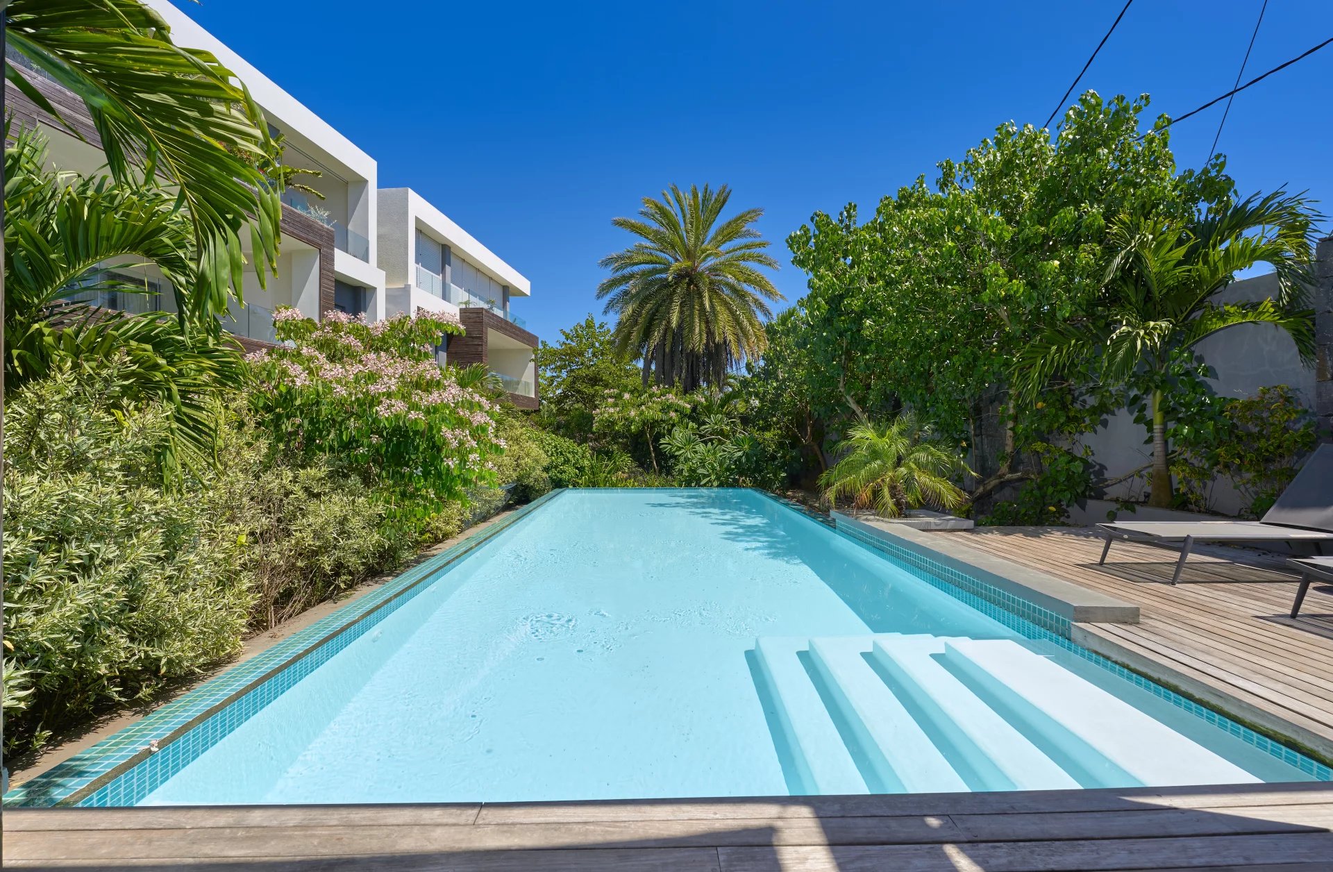 Sale Apartment Grand Baie Pointe aux Canonniers