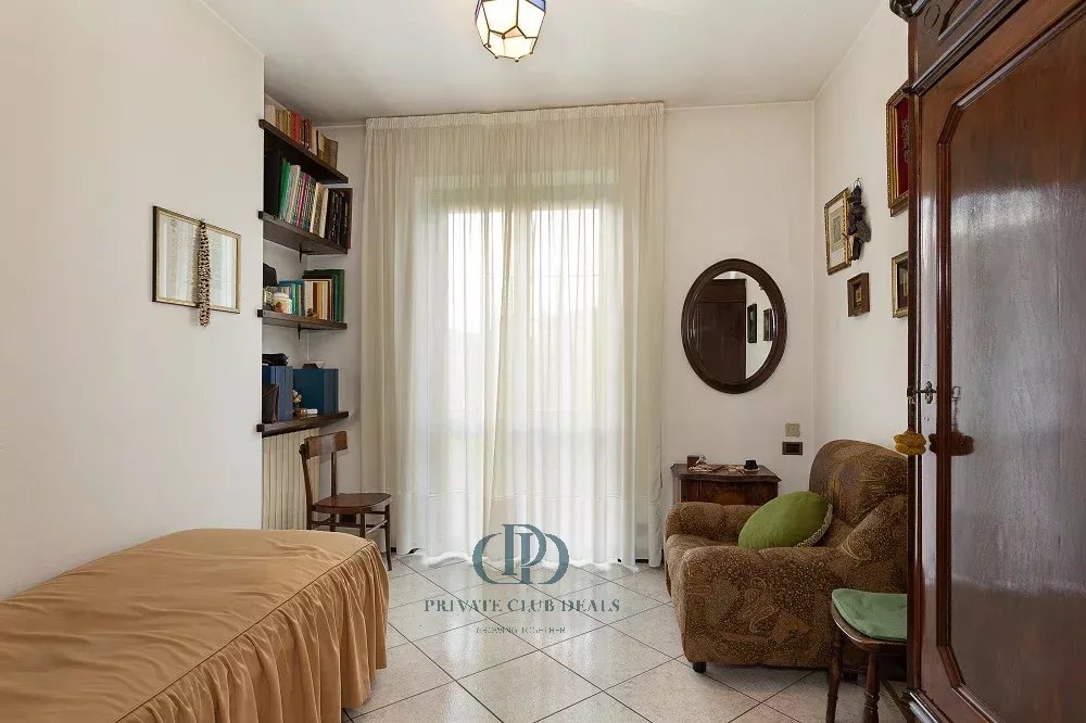 Villa Olgiate Comasco - picture 14