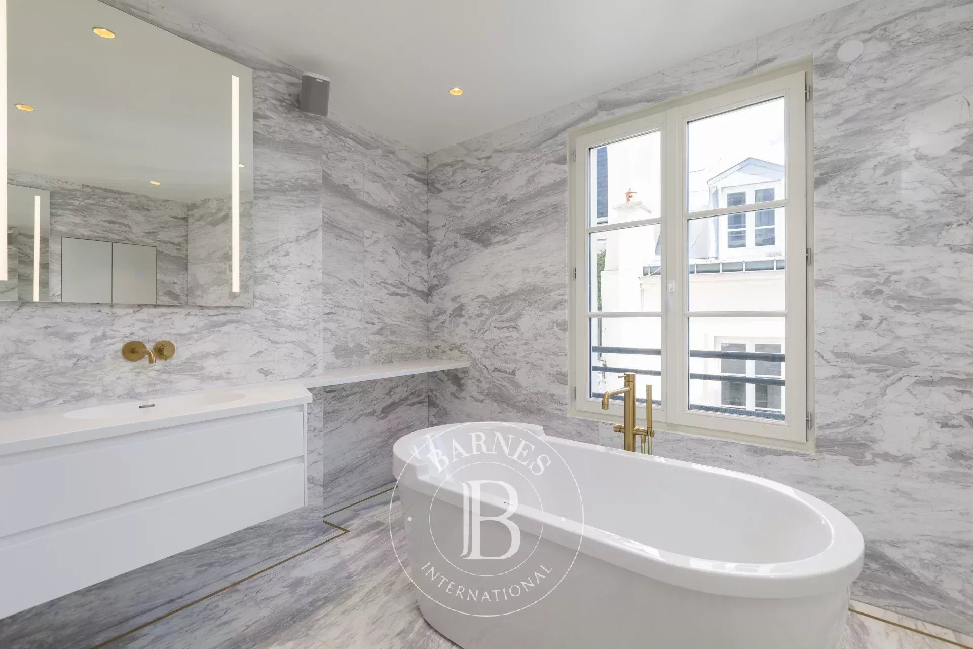 Daire Paris 8ème - picture 9