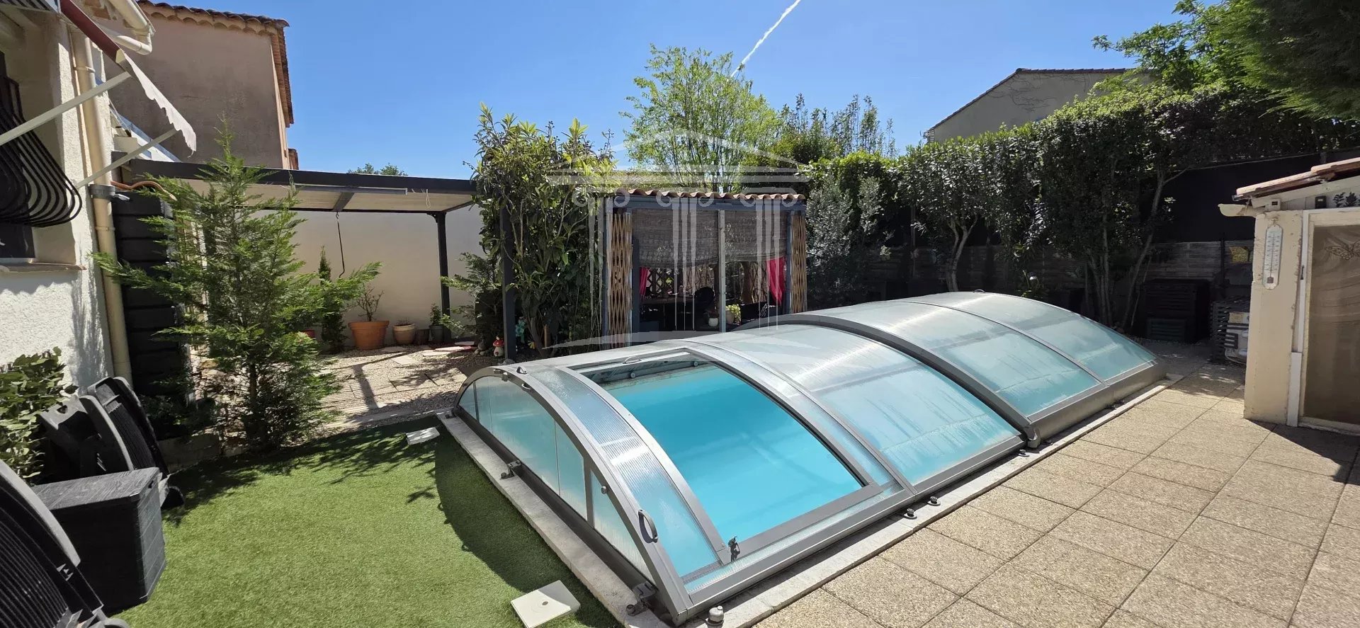 Agence immobilière de 