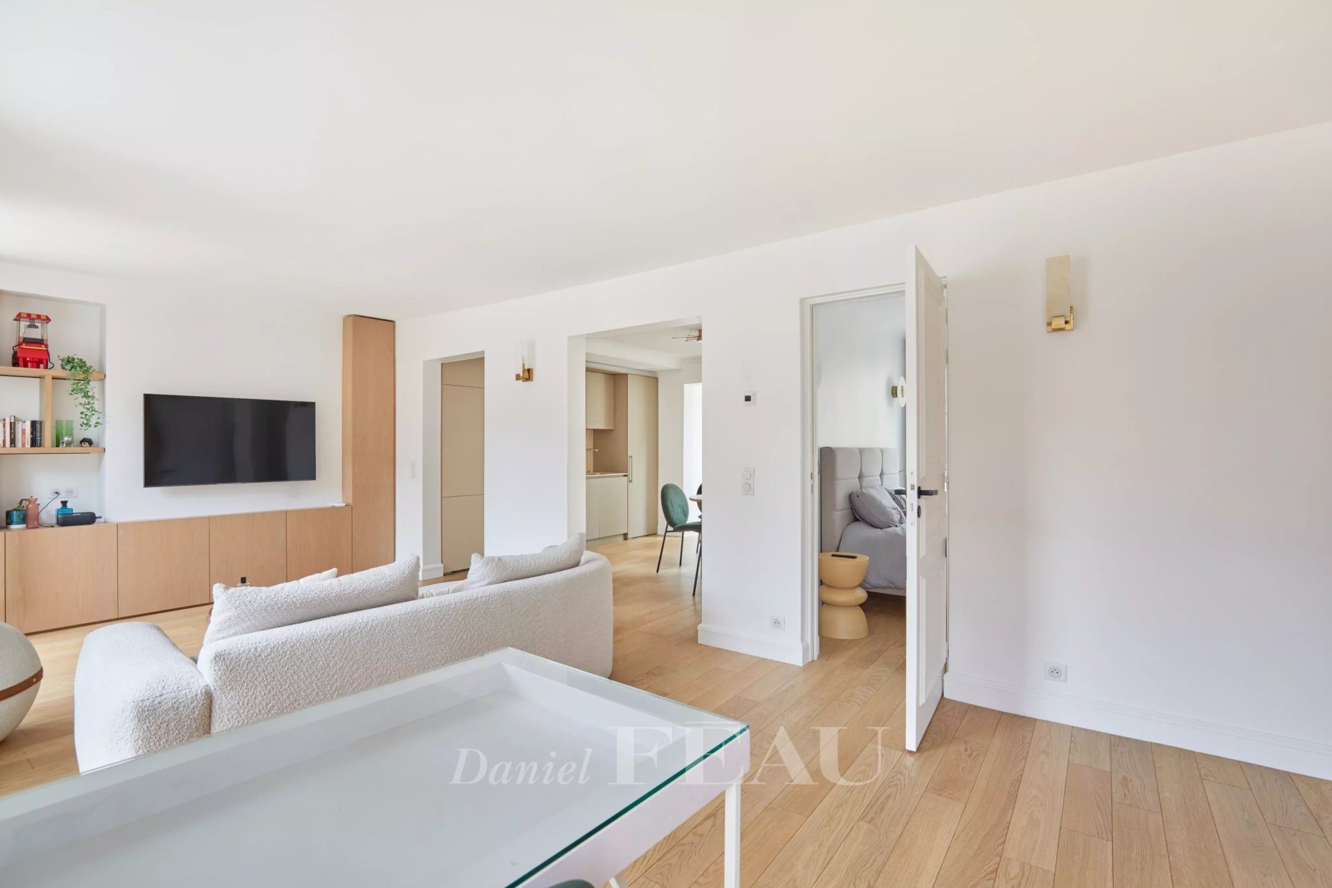 2 Bedroom Apartment/Flat's Image 3
