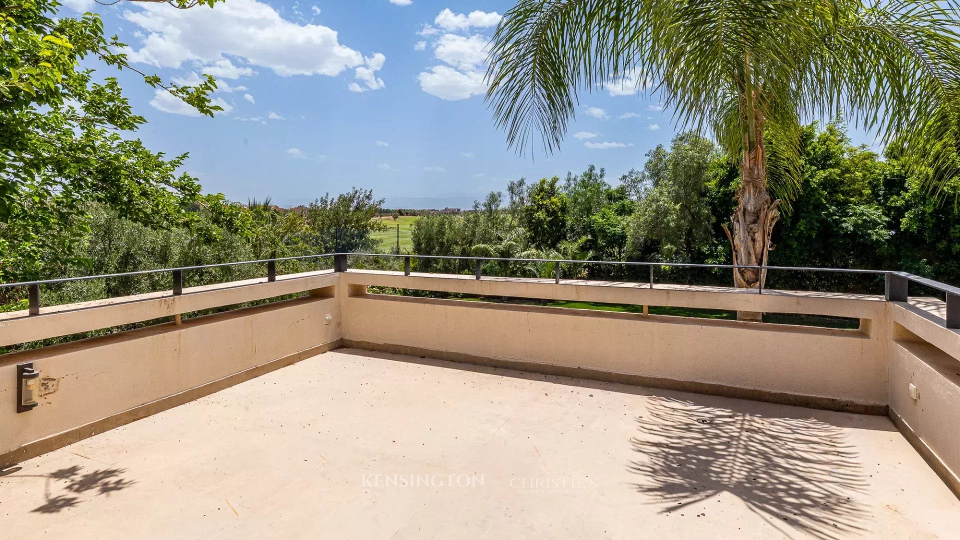 4 Bedroom Villa/Townhouse's Image 36