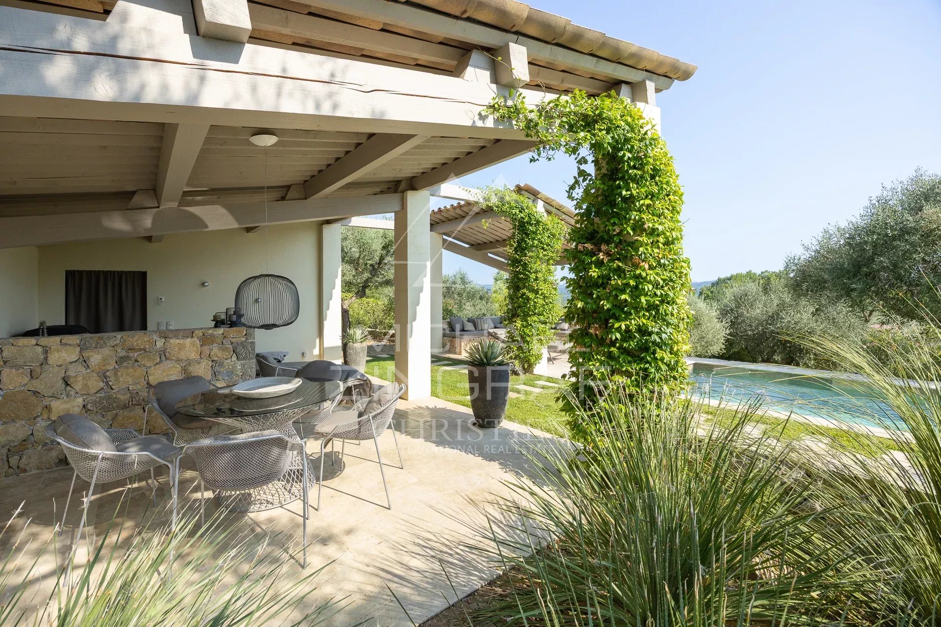 5 Bedroom Villa/Townhouse's Image 5