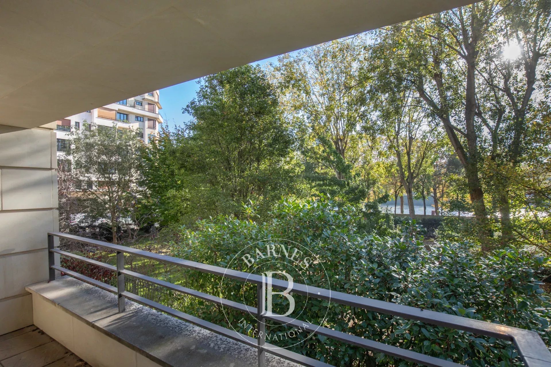 Daire Paris 16ème - picture 16