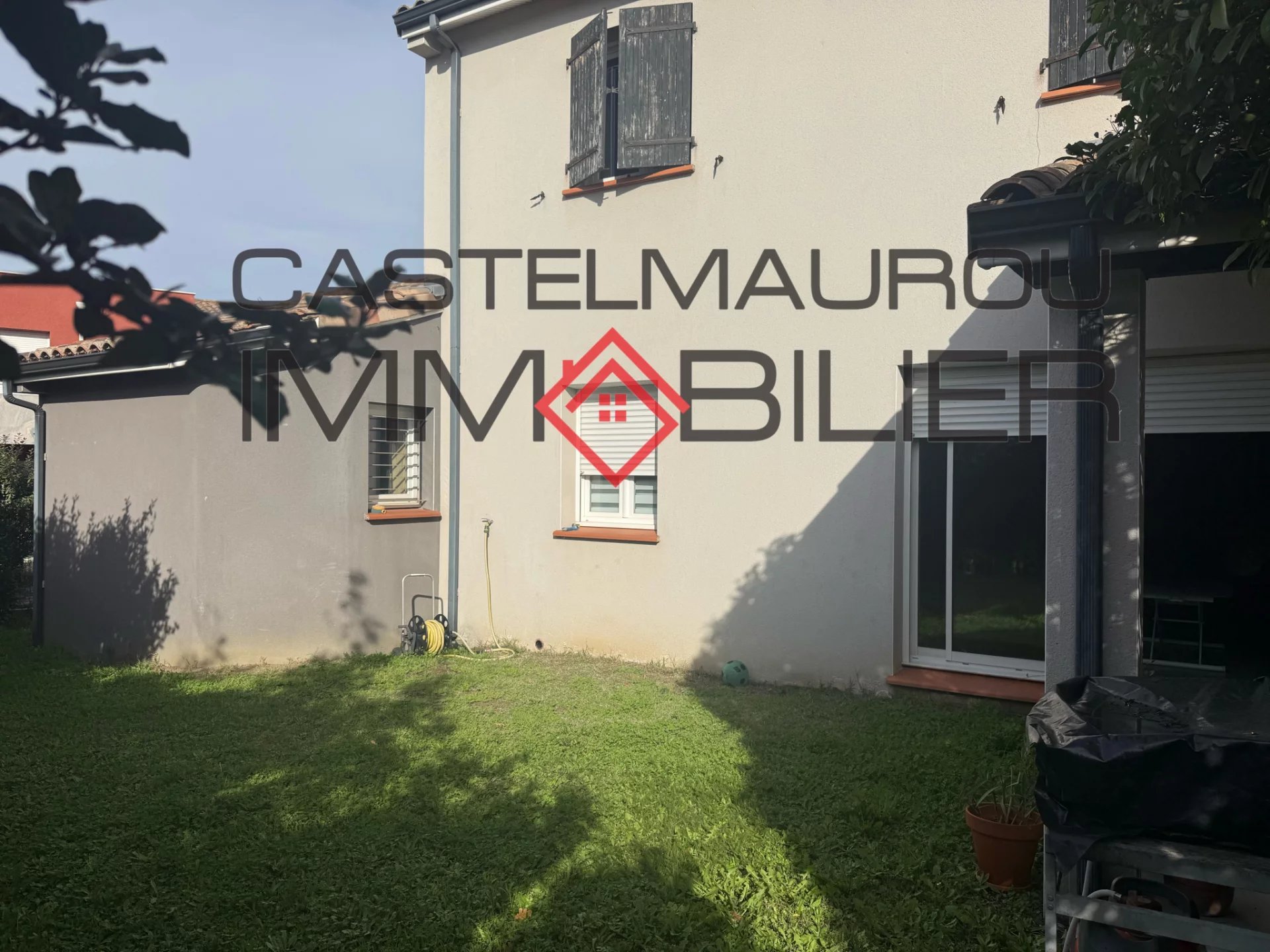 Maison 3 chambres garage jardin