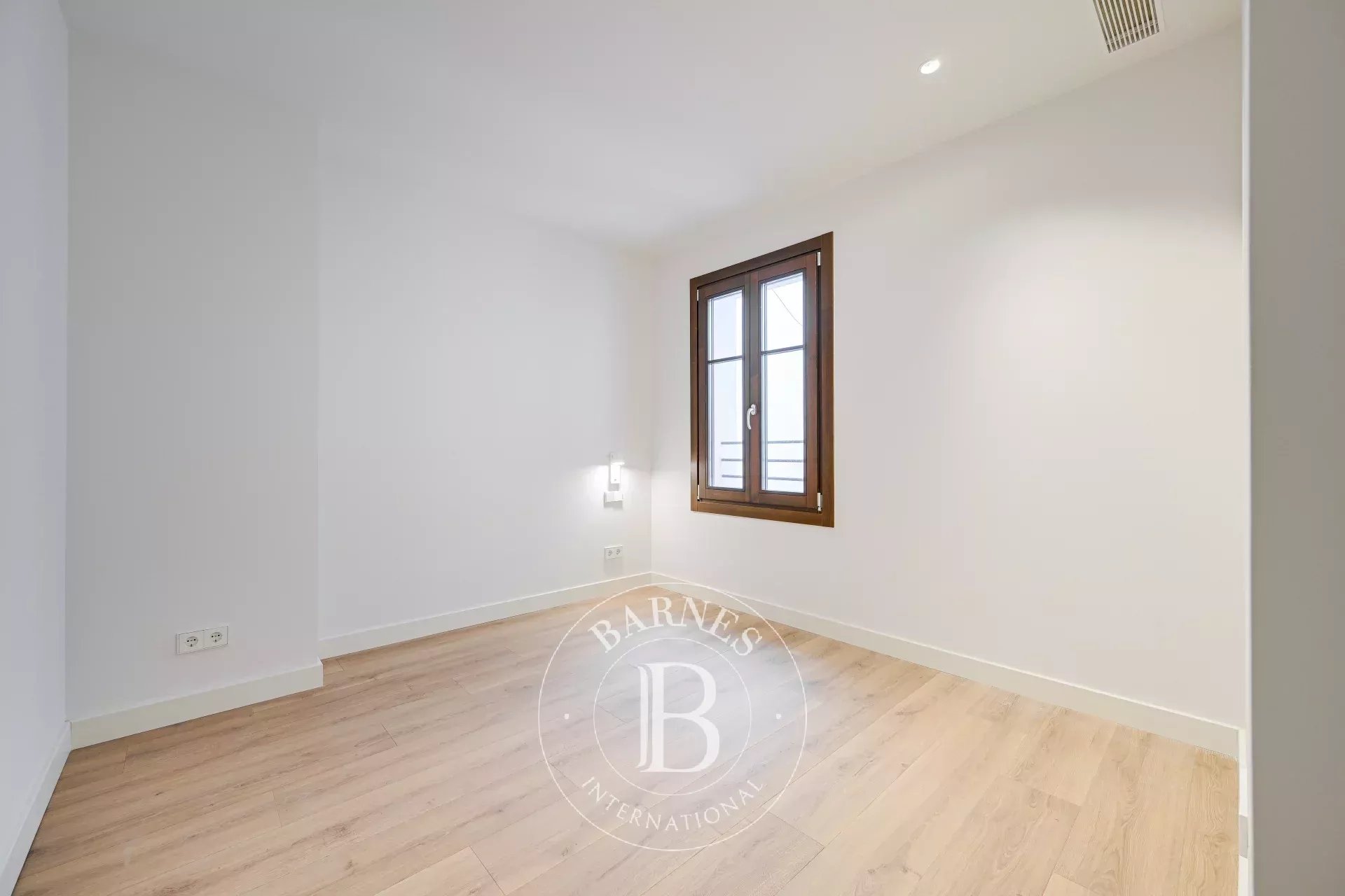 Penthouse Barcelona - picture 15