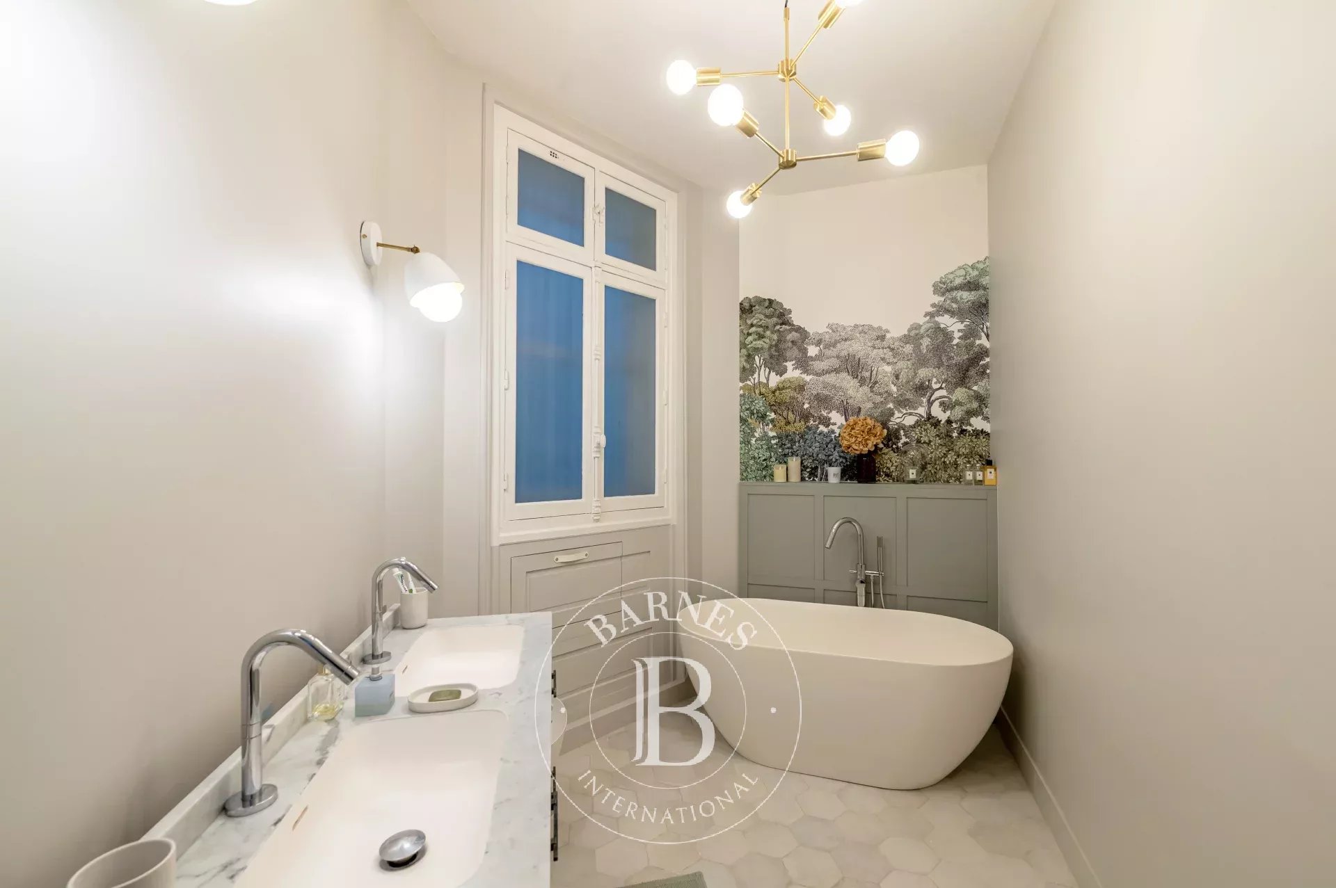 Neuilly Peretti Mairie - renovated family apartment with reception rooms - picture 13
