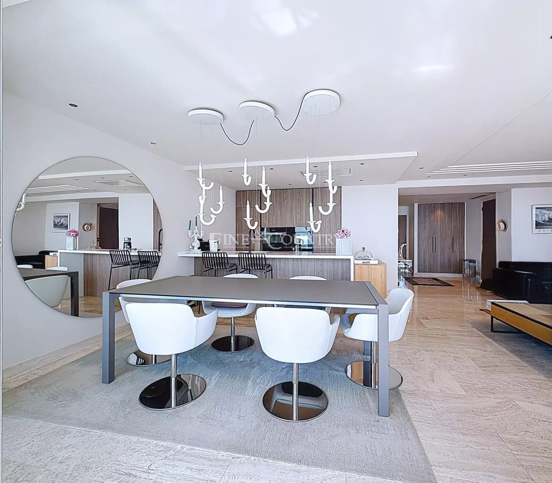 Photo of Apartment for sale in Cannes panoramic sea view