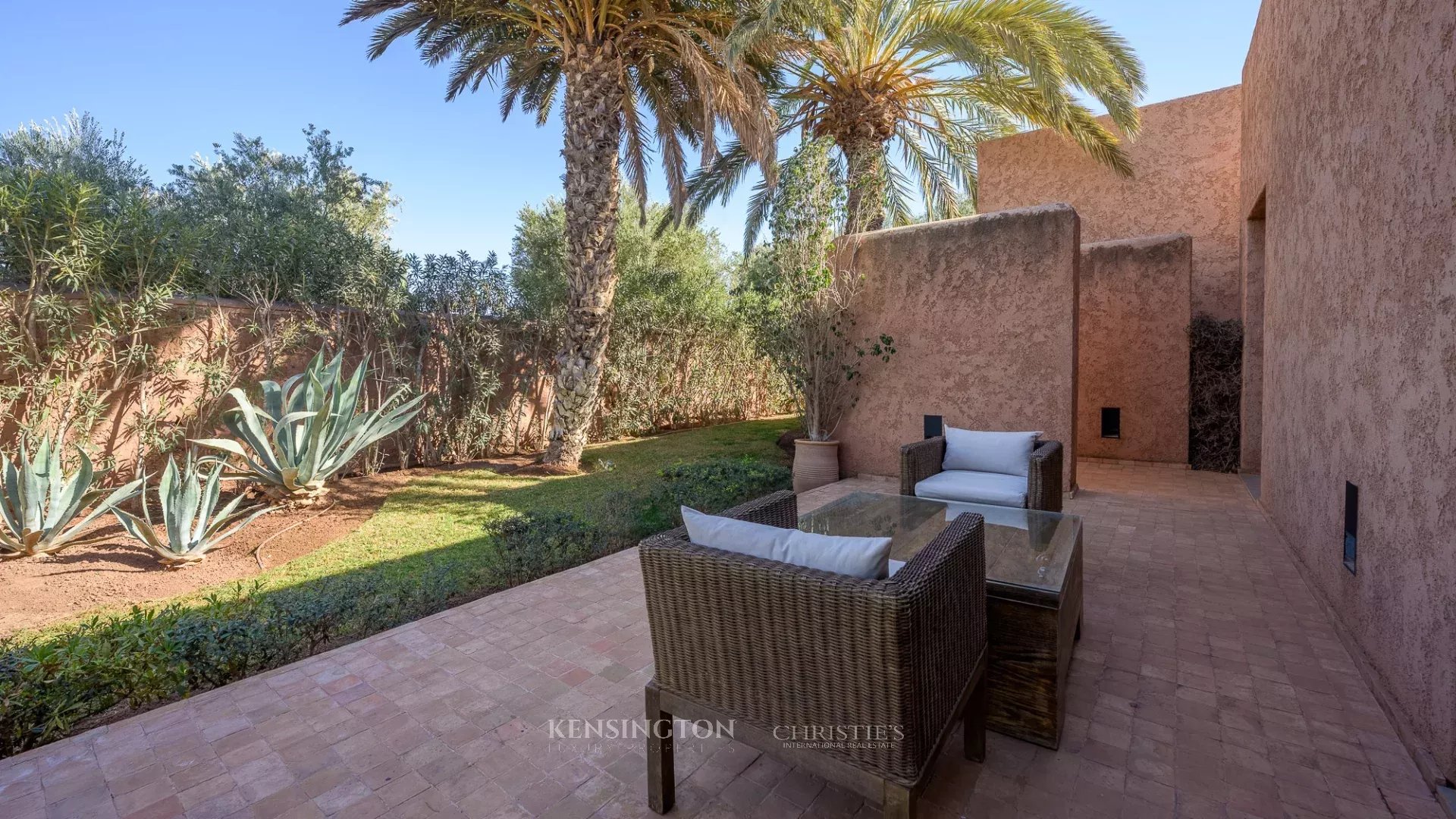 3 Bedroom Villa/Townhouse's Image 21