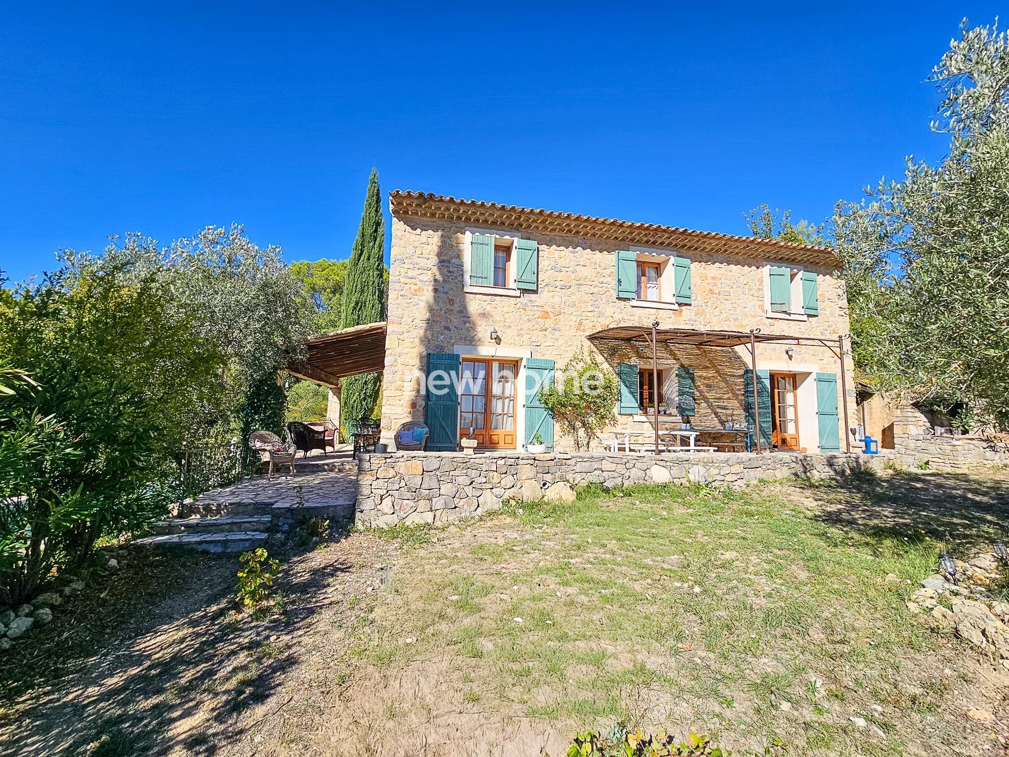 Entre Draguignan et Flayosc  L'élégance d'une bastide au cur de la nature