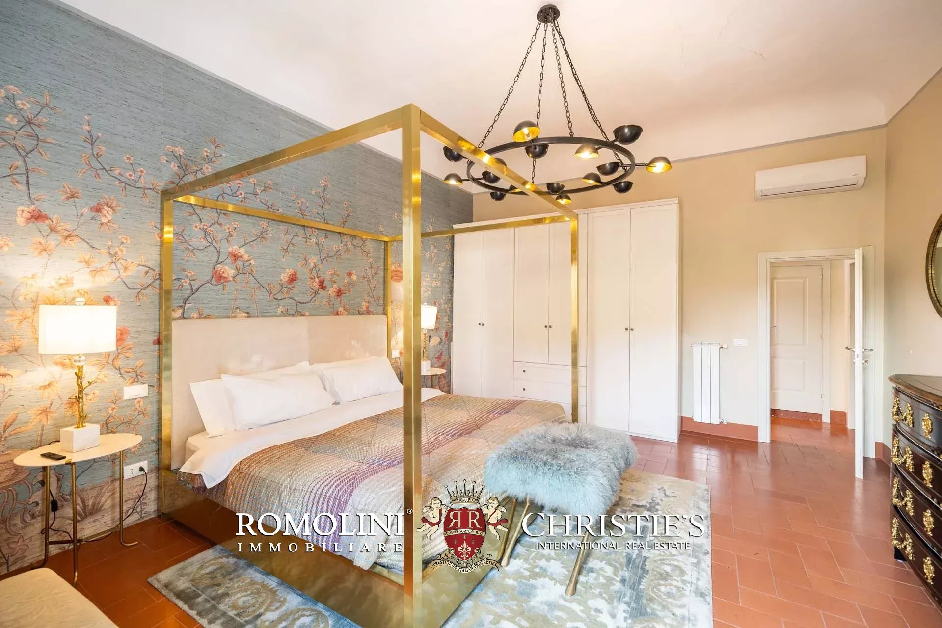 3 Bedroom Apartment/Flat's Image 13