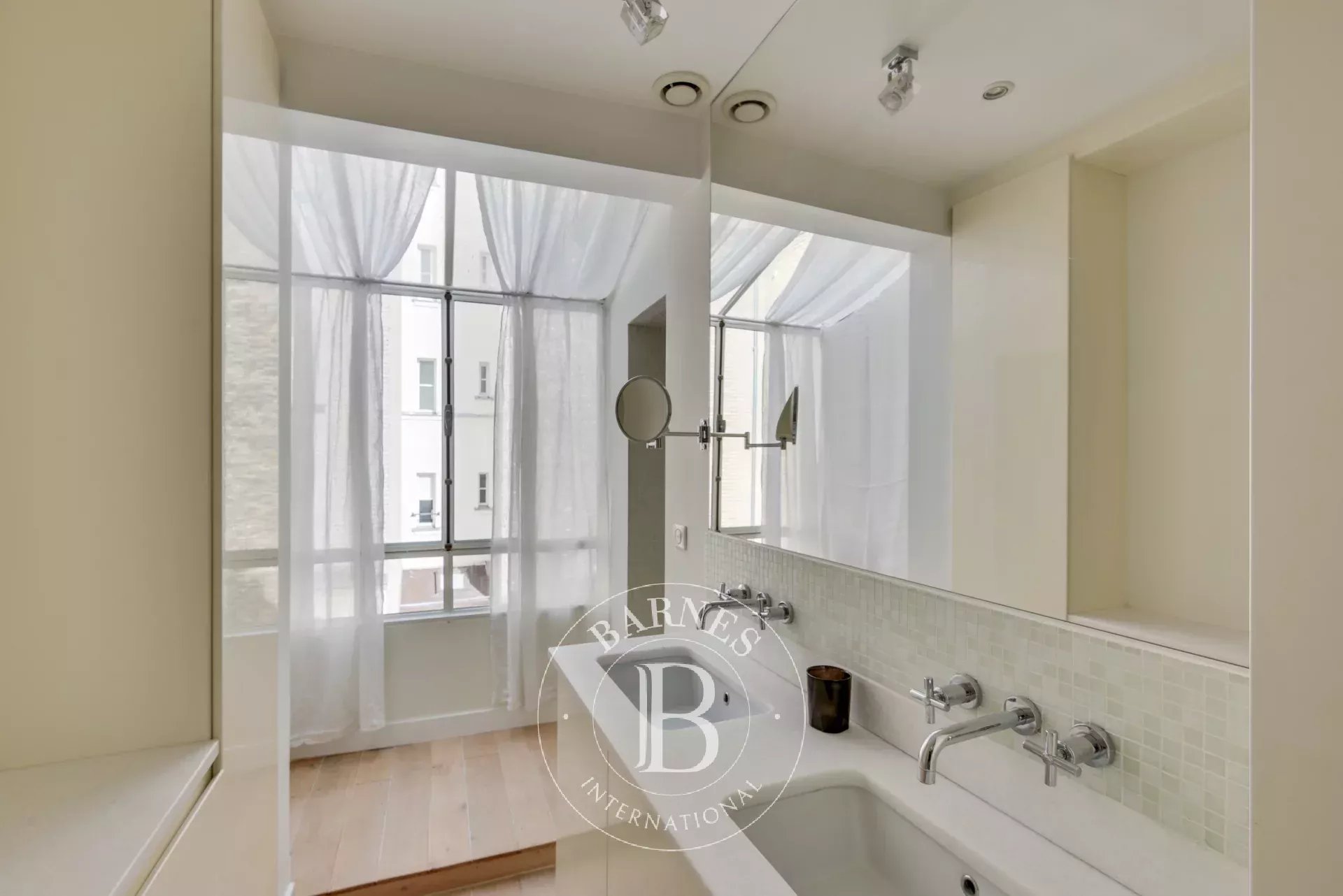 Daire Paris 6ème - picture 9