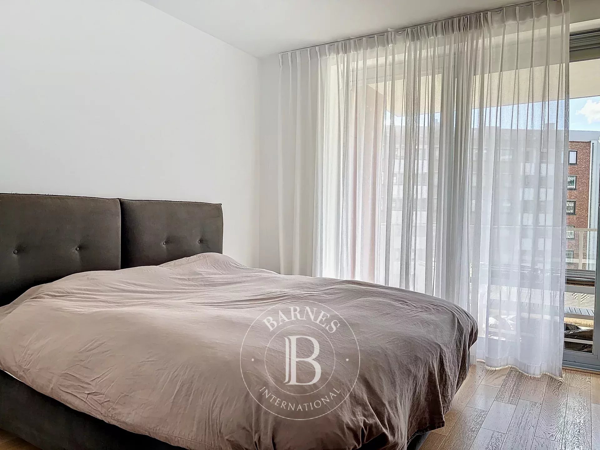 Avenue Louise - Appartement meublé 2ch + terrasse