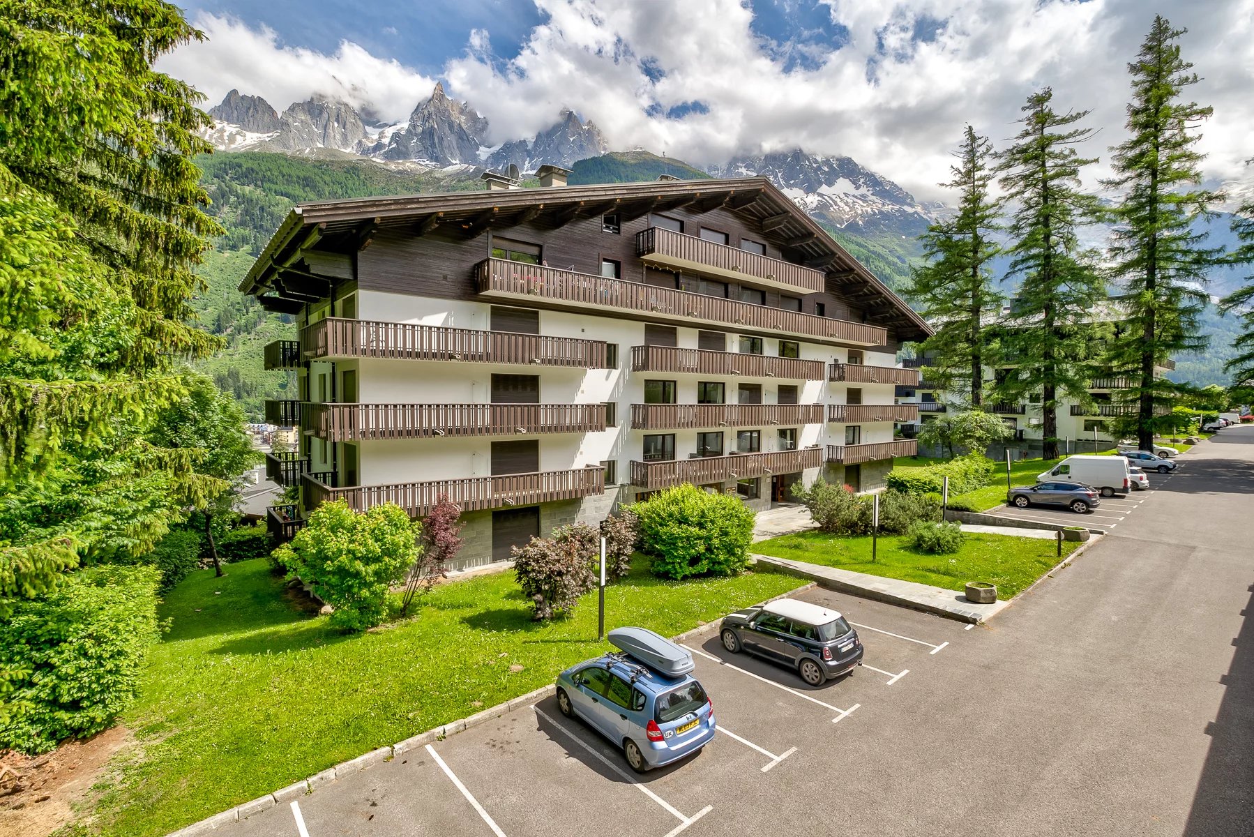 Photo of CHAMONIX - Stylish 3-bedroom apartment a short walk from the centre
