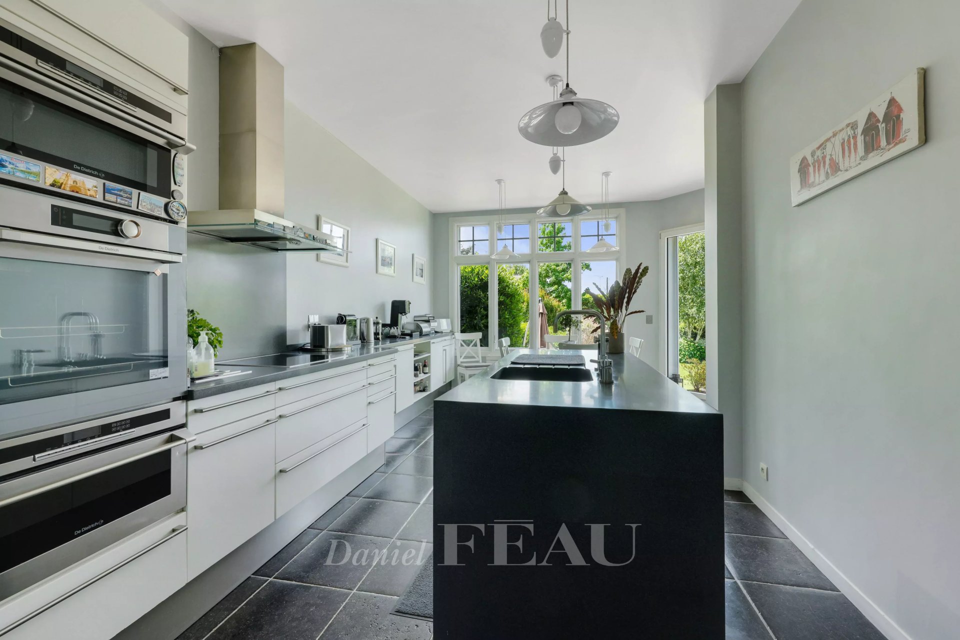 4 Bedroom Villa/Townhouse's Image 6