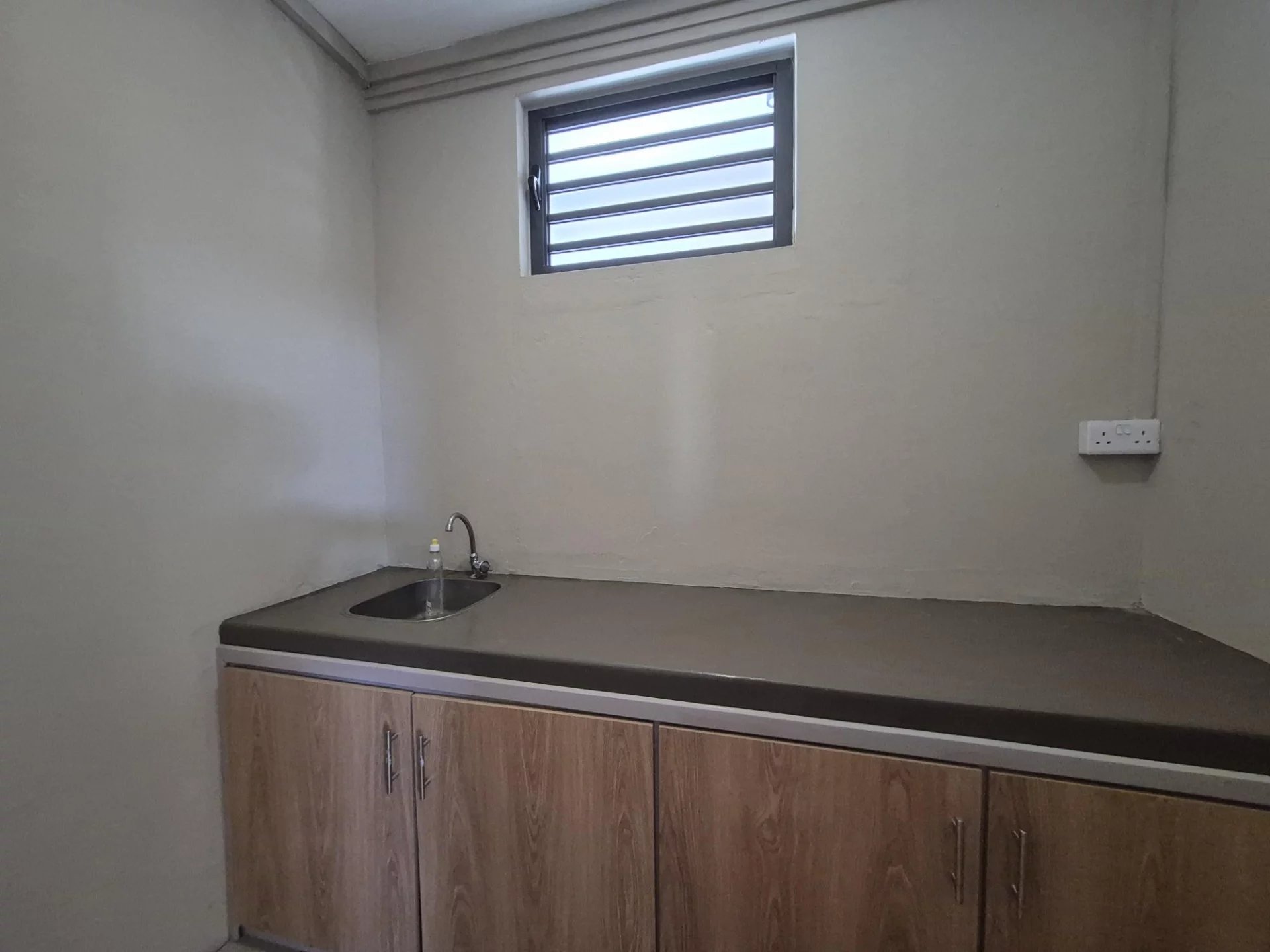 Ofis Grand Baie - picture 13