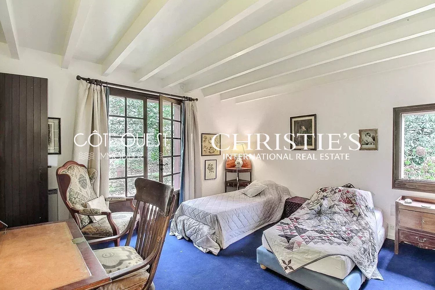6 Bedroom Villa/Townhouse's Image 7