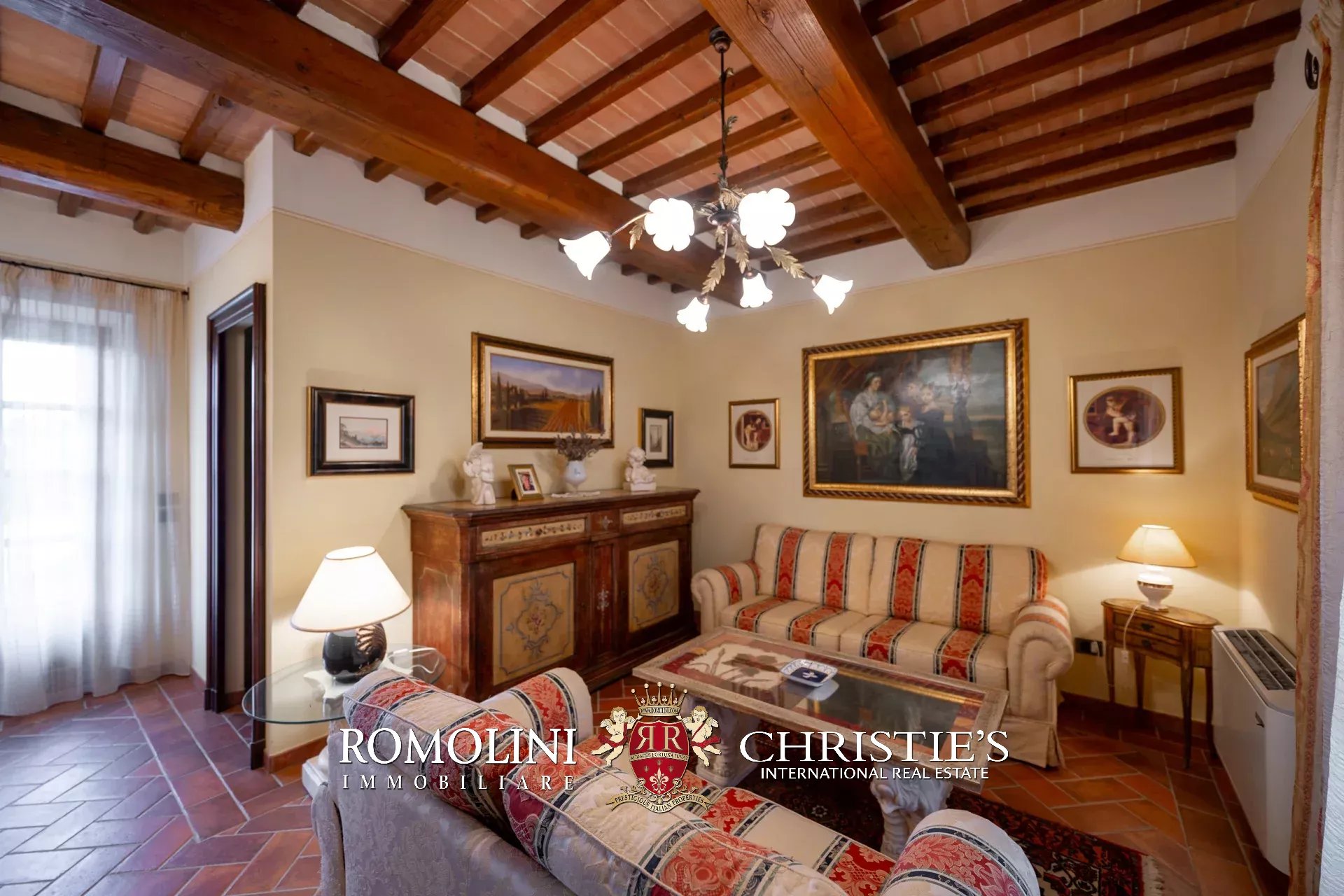 4 Bedroom Villa/Townhouse's Image 19