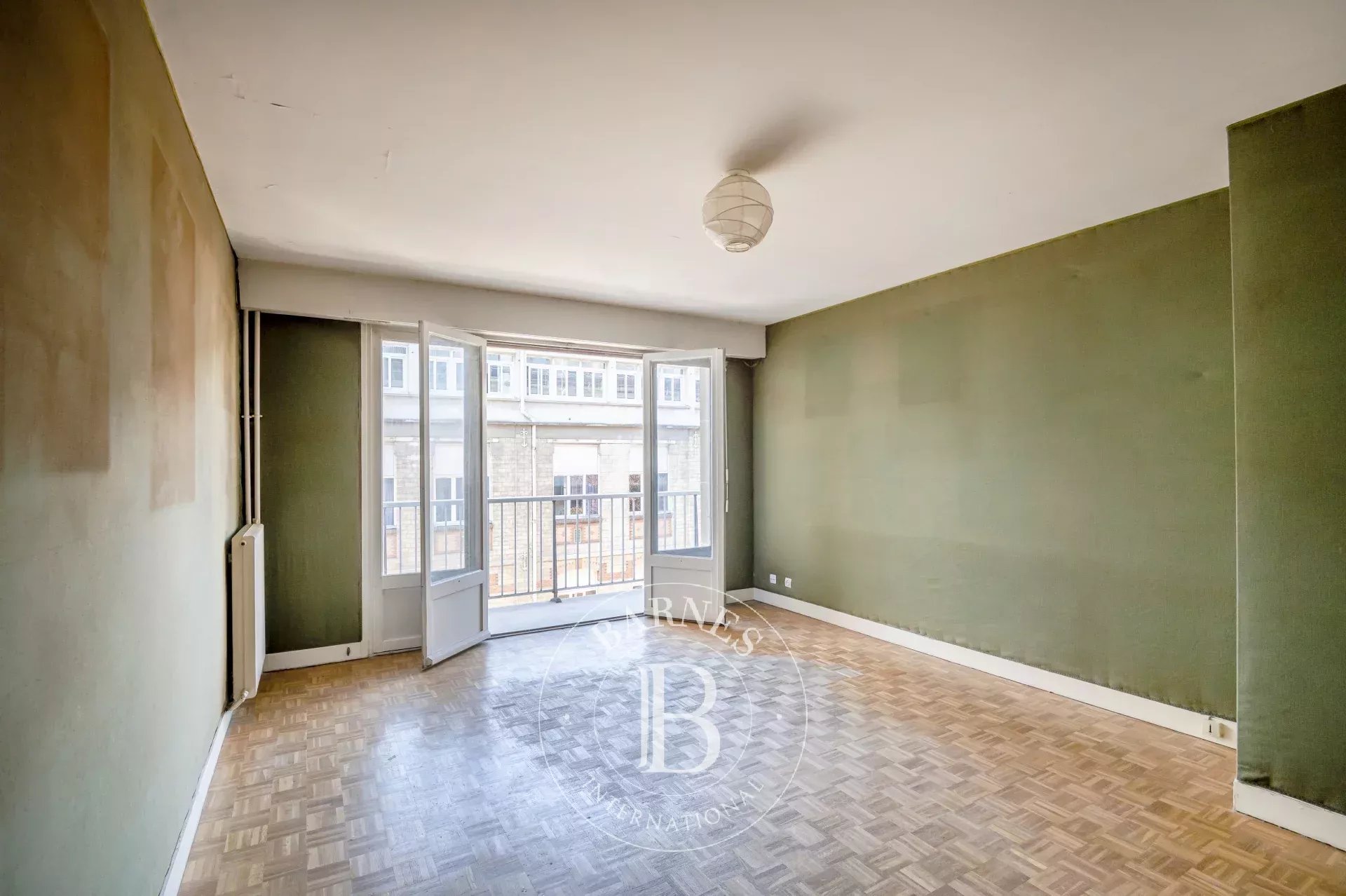 Daire Levallois-Perret