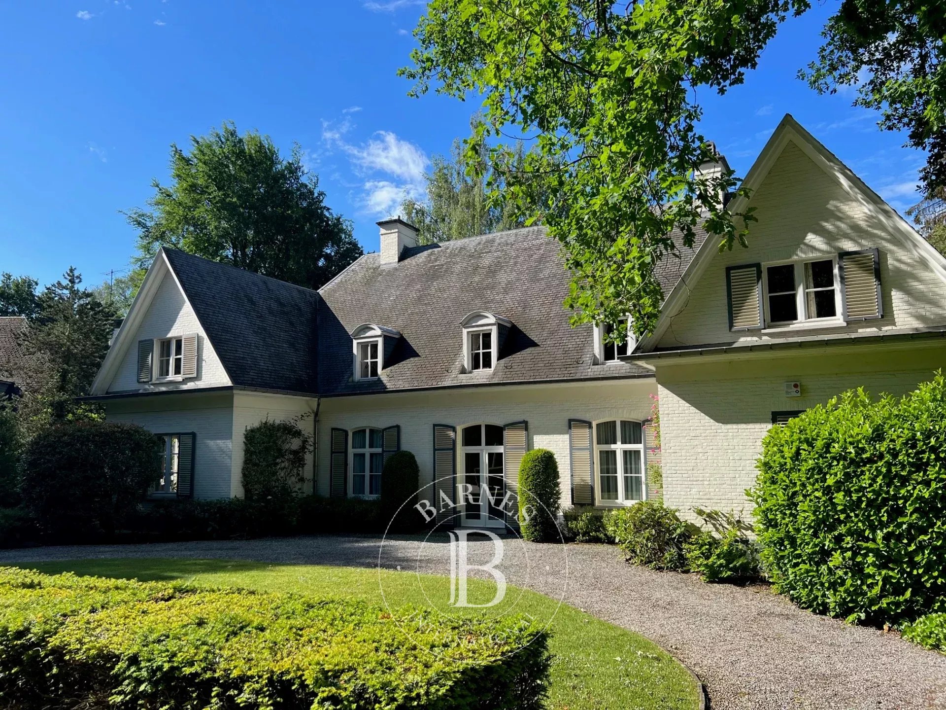 Woluwe-Saint-Pierre - 6 bedrooms villa on 40 ares