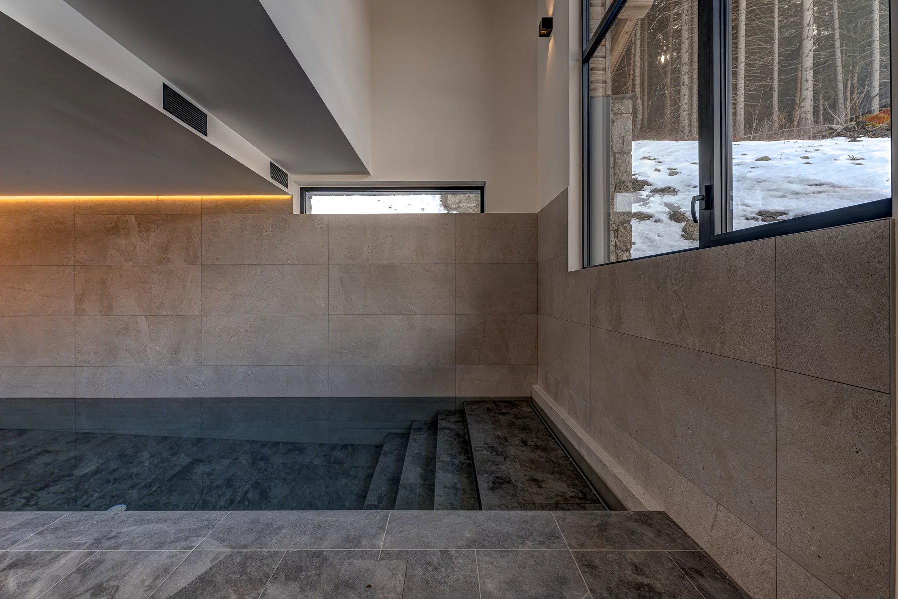 Photo of CHAMONIX – A recently completed, luxury 5-bedroom chalet with pool in le Lavancher