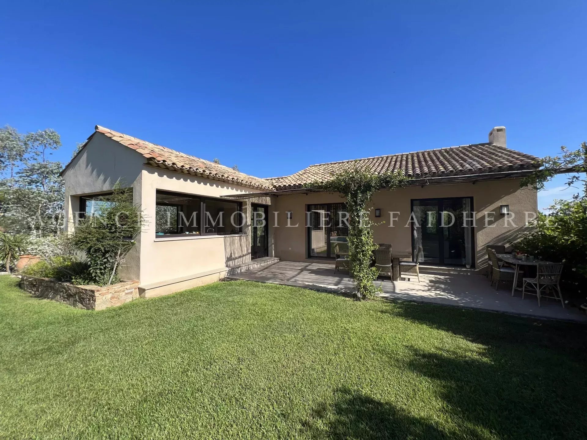 Agence immobilière de STAES IMMOBILIER